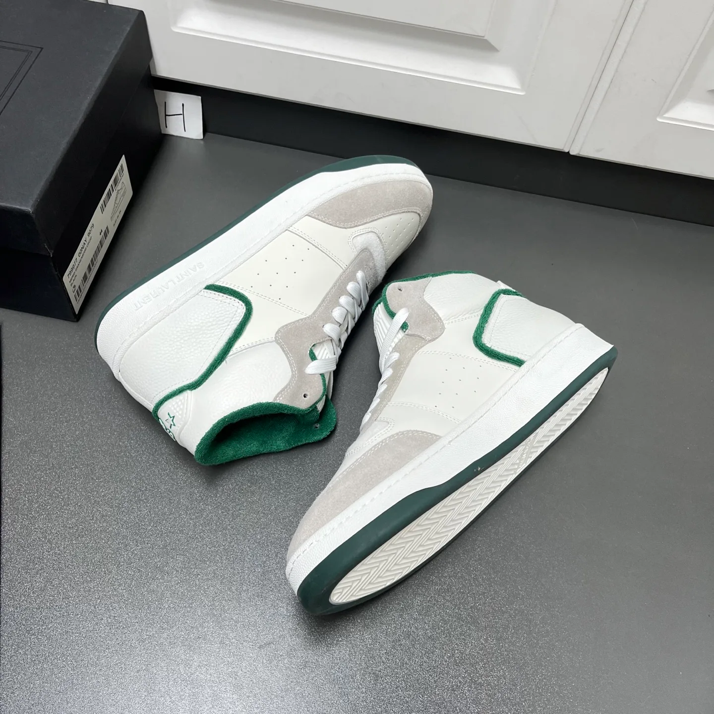 Кроссовки Мужские Saint Laurent 497476