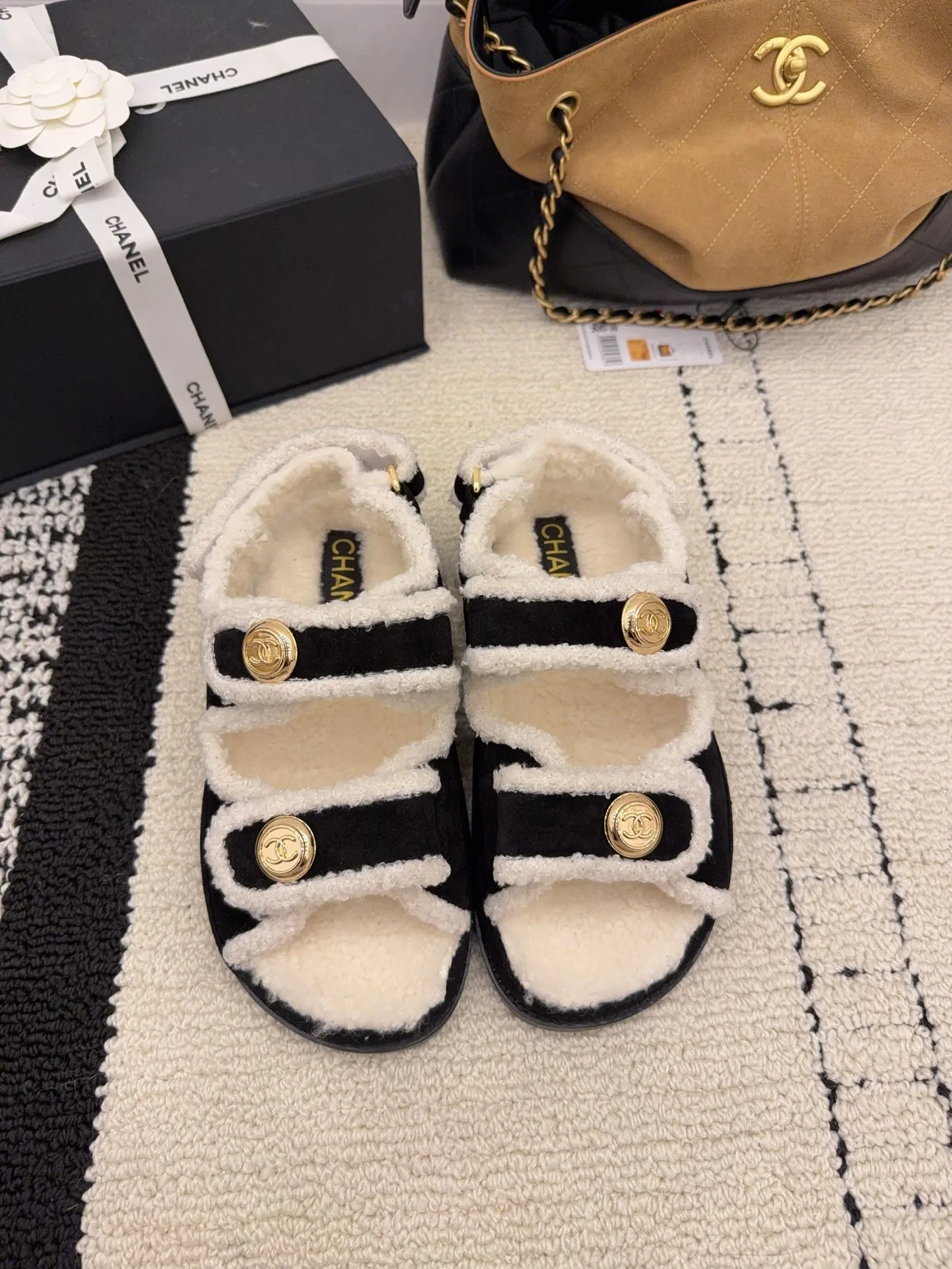 Тапочки Женские Chanel 489659
