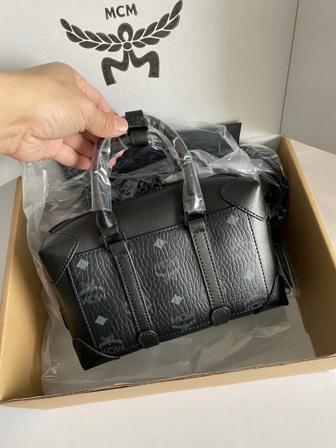 Классические Сумки Женские Mcm 13208820