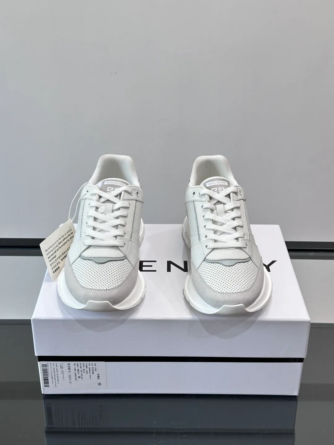 Кроссовки Мужские Givenchy 13553740