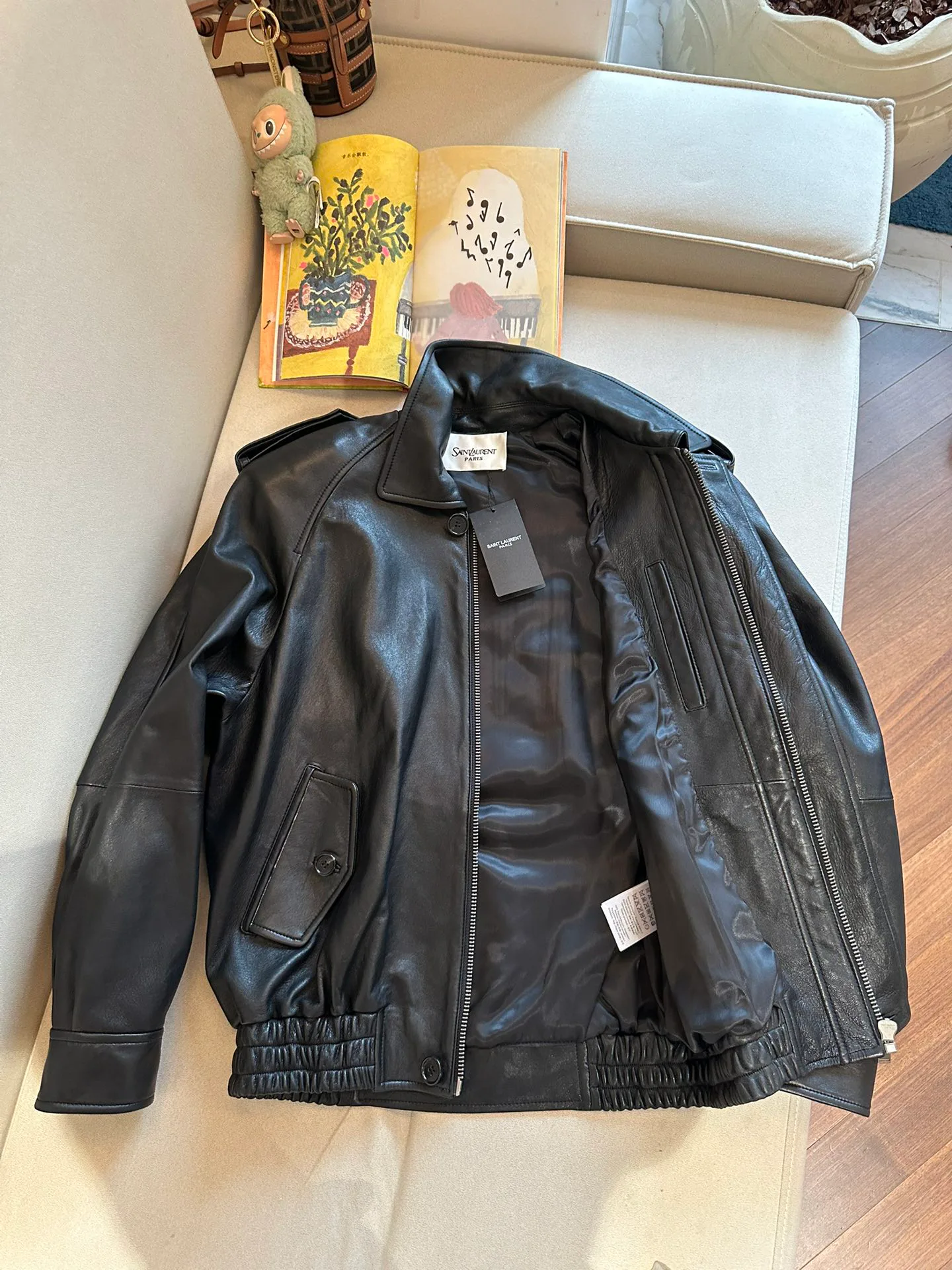 Кожаные Куртки И Дублёнки Женские Saint Laurent 11283454