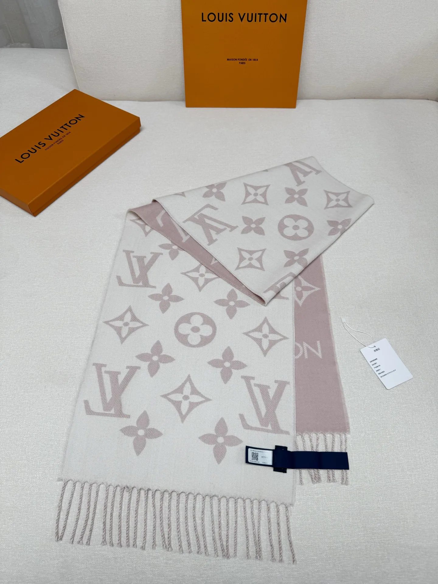 Шарфы Louis Vuitton 1861801