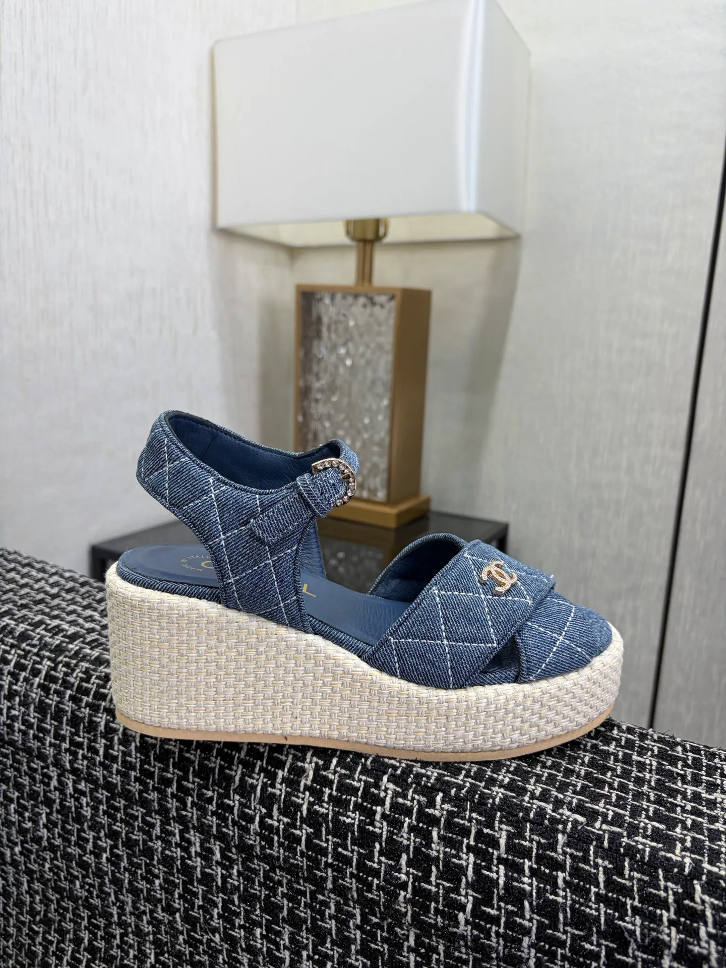 Сандалии Женские Chanel 11627888