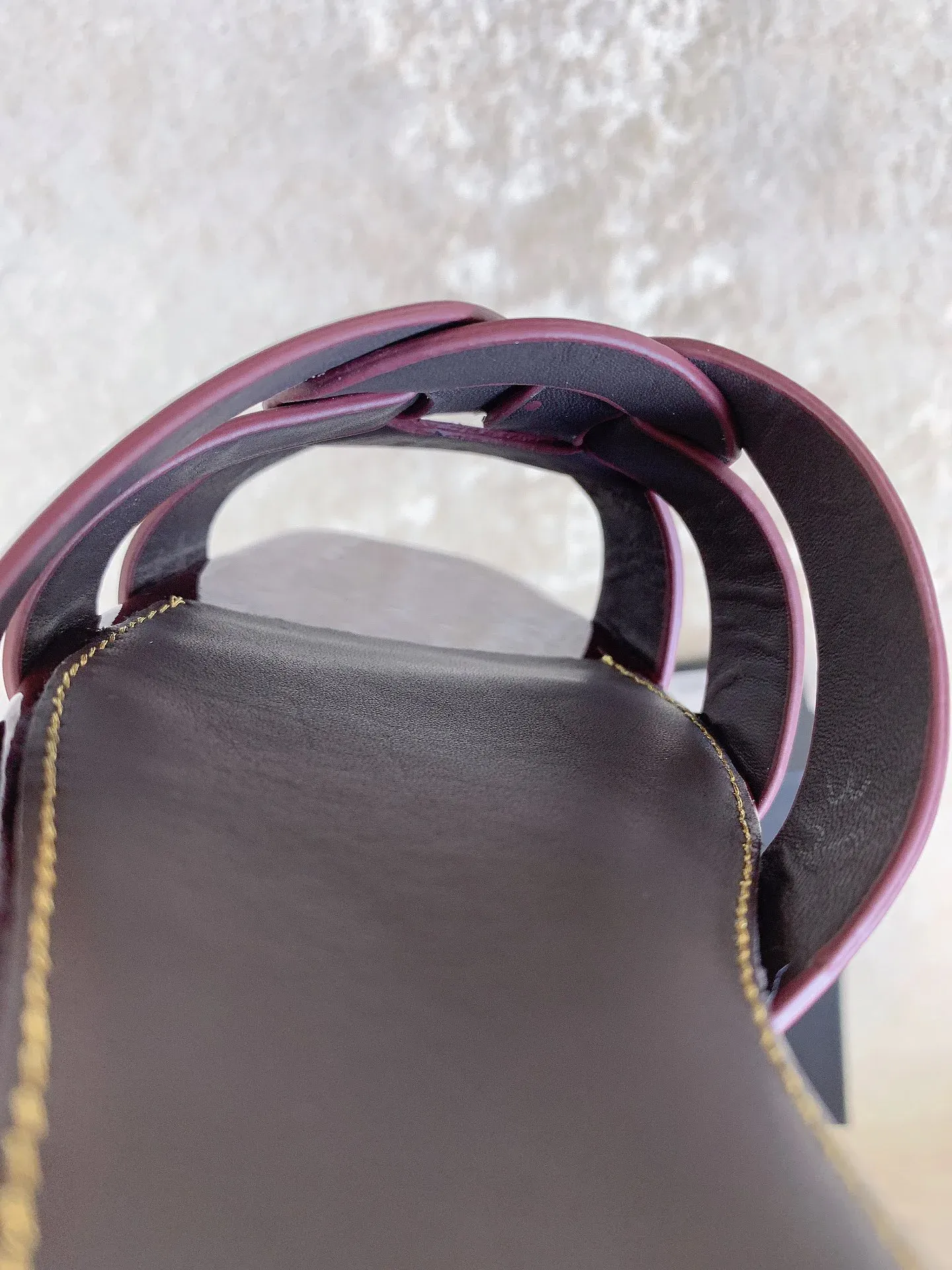 Шлепанцы Женские Saint Laurent 4390919