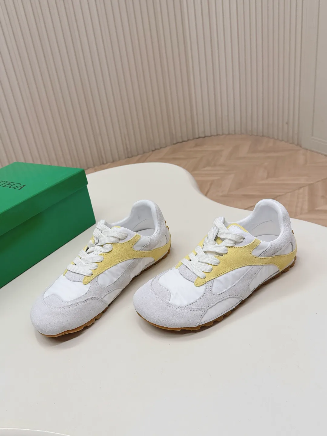 Кроссовки Женские Bottega Veneta 13132842