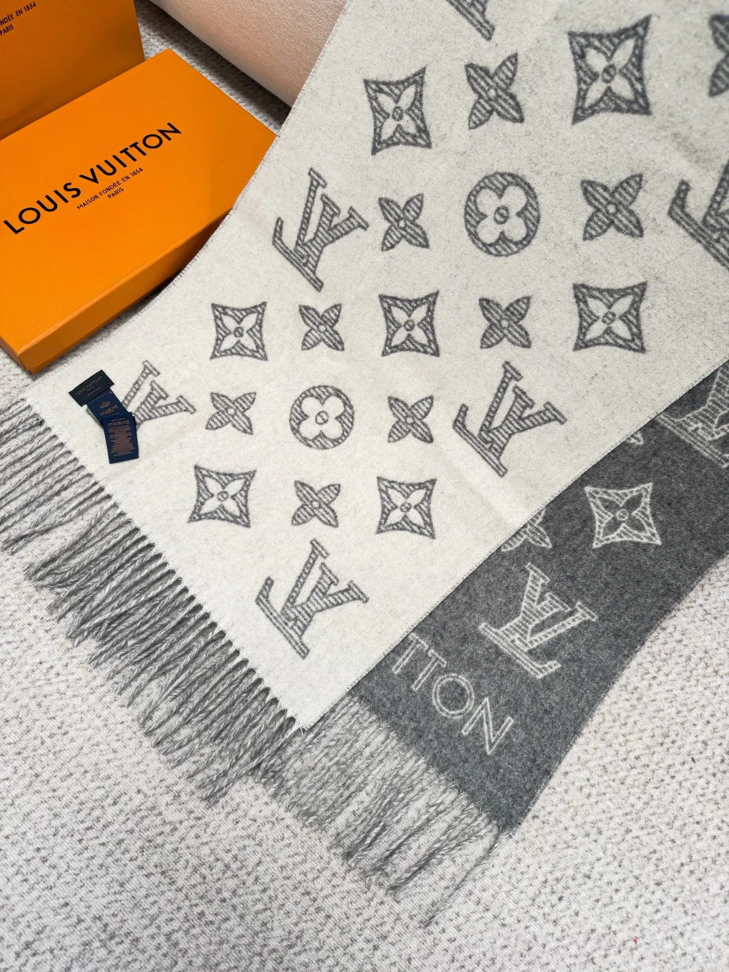 Шарфы Louis Vuitton 1326219