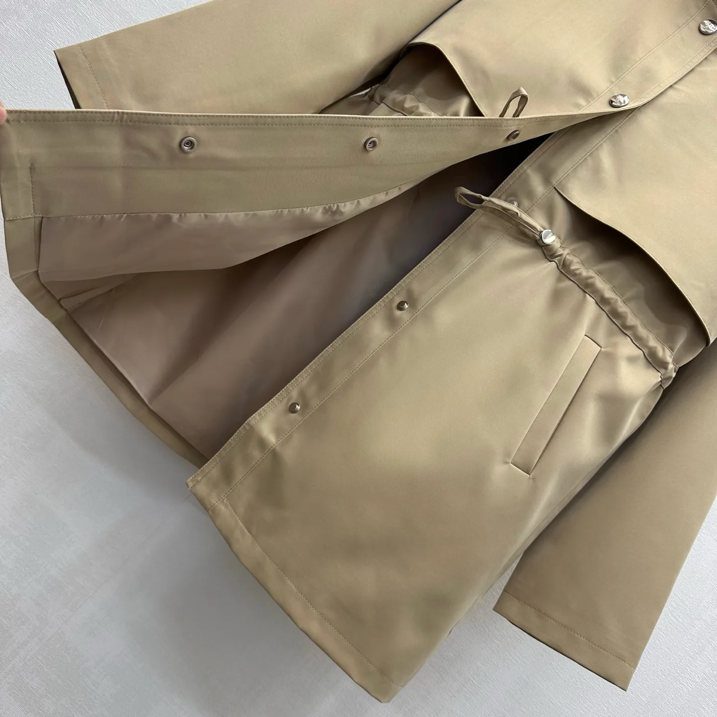 Куртки И Пуховики Женские Prada 18432100