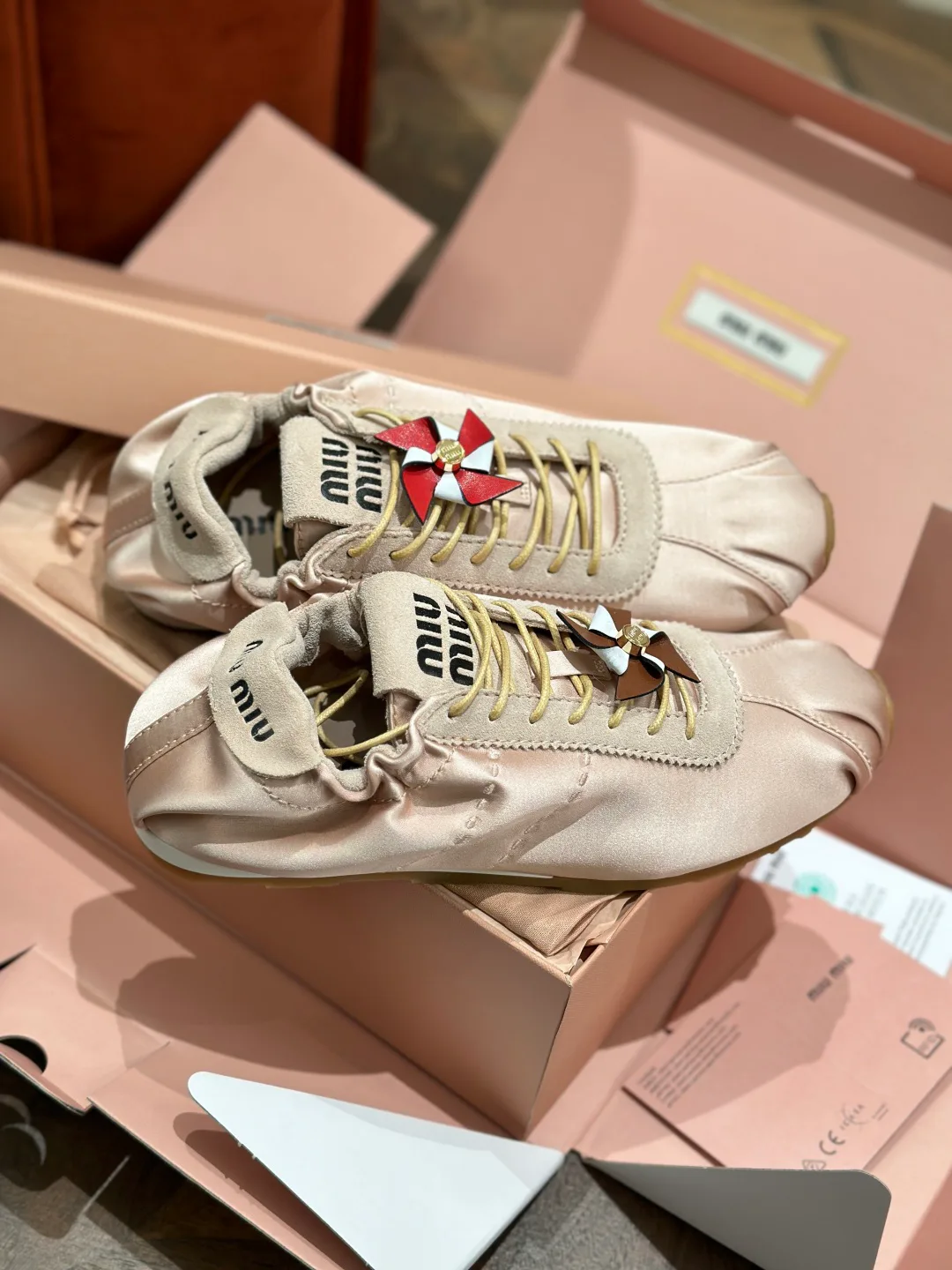 Кроссовки Женские Miu Miu 11579931