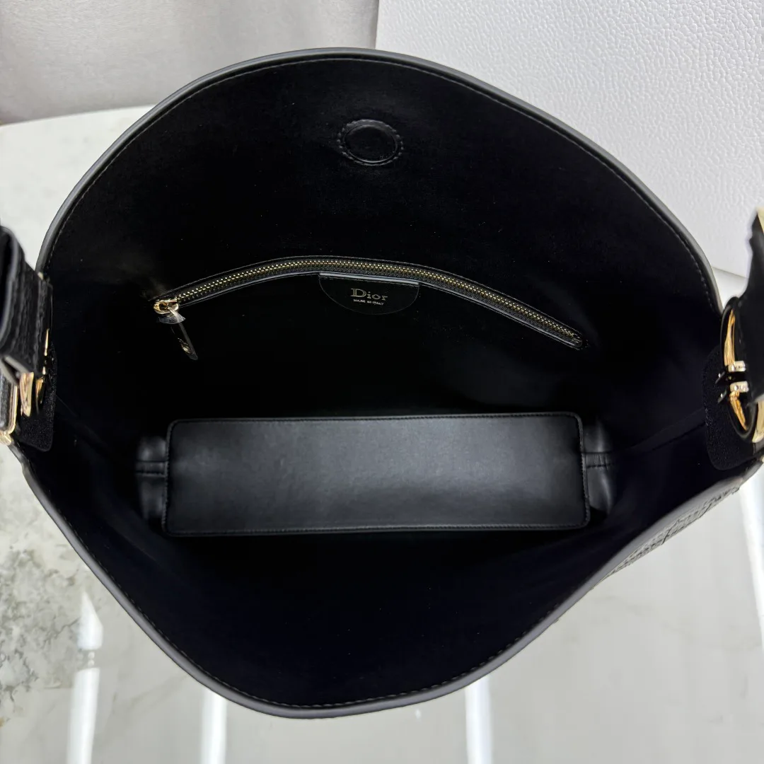 Классические Сумки Женские Christian Dior 11905756