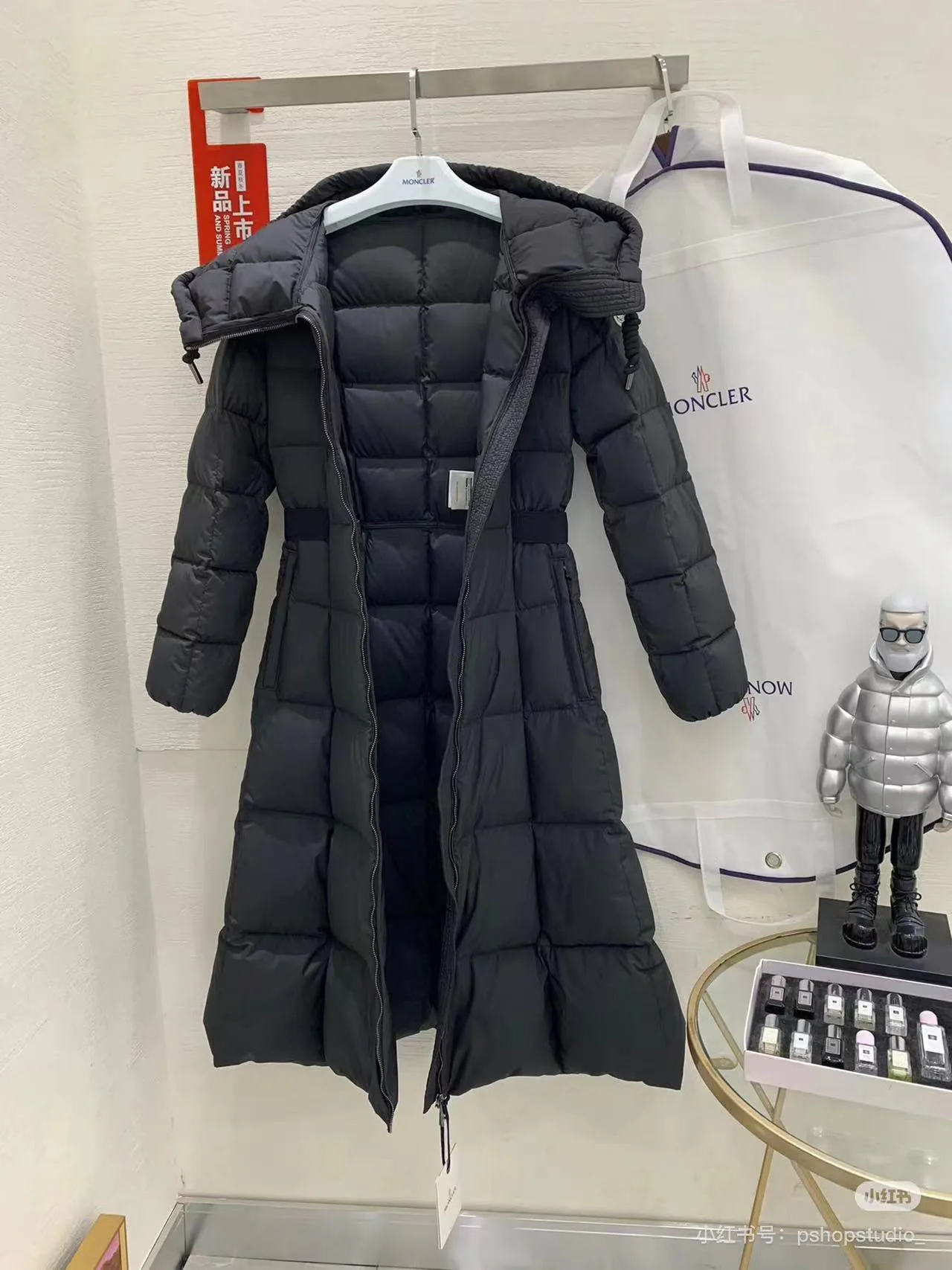 Куртки И Пуховики Женские Moncler 18770340