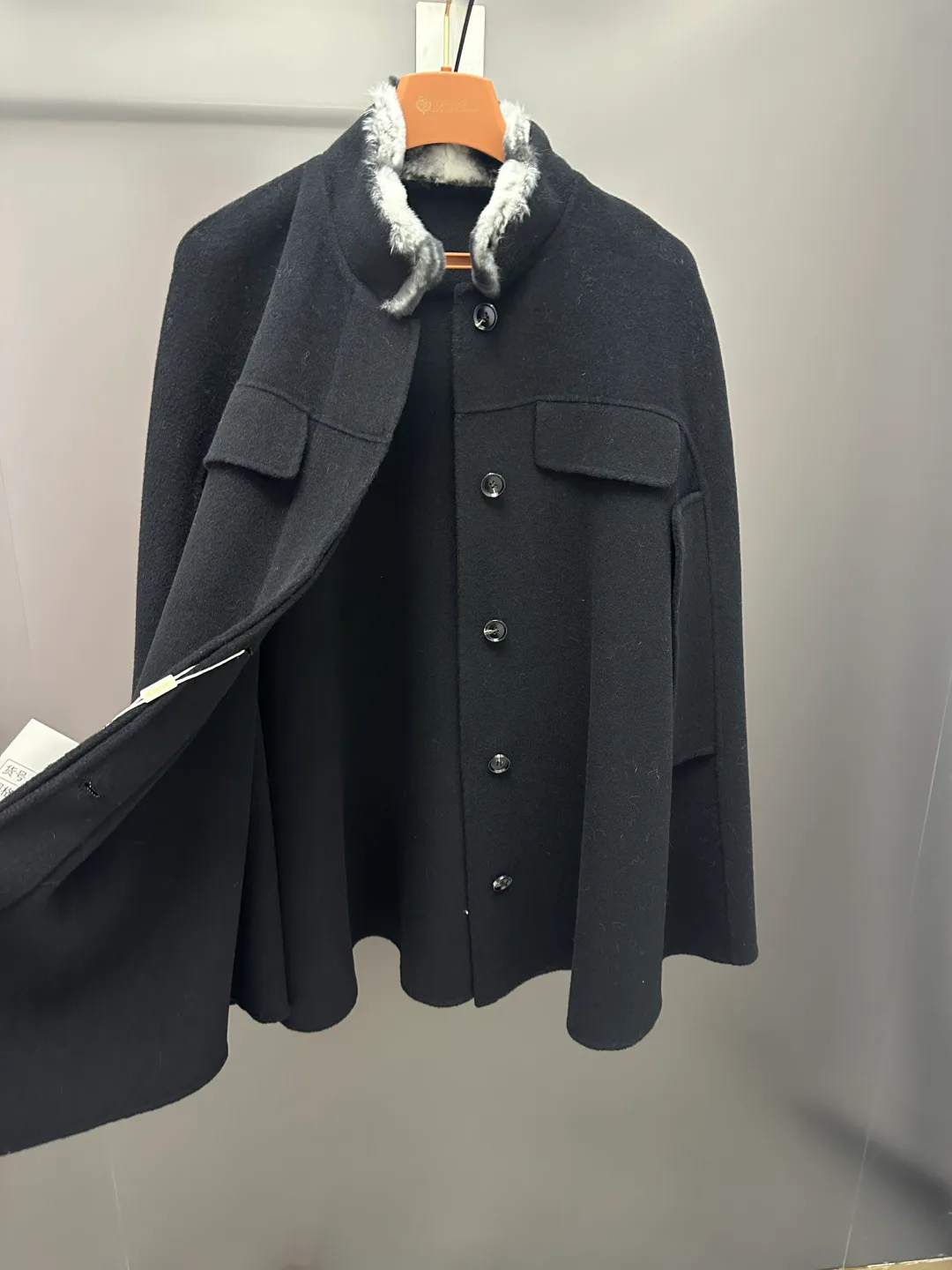 Пальто Женские Loro Piana 18226712