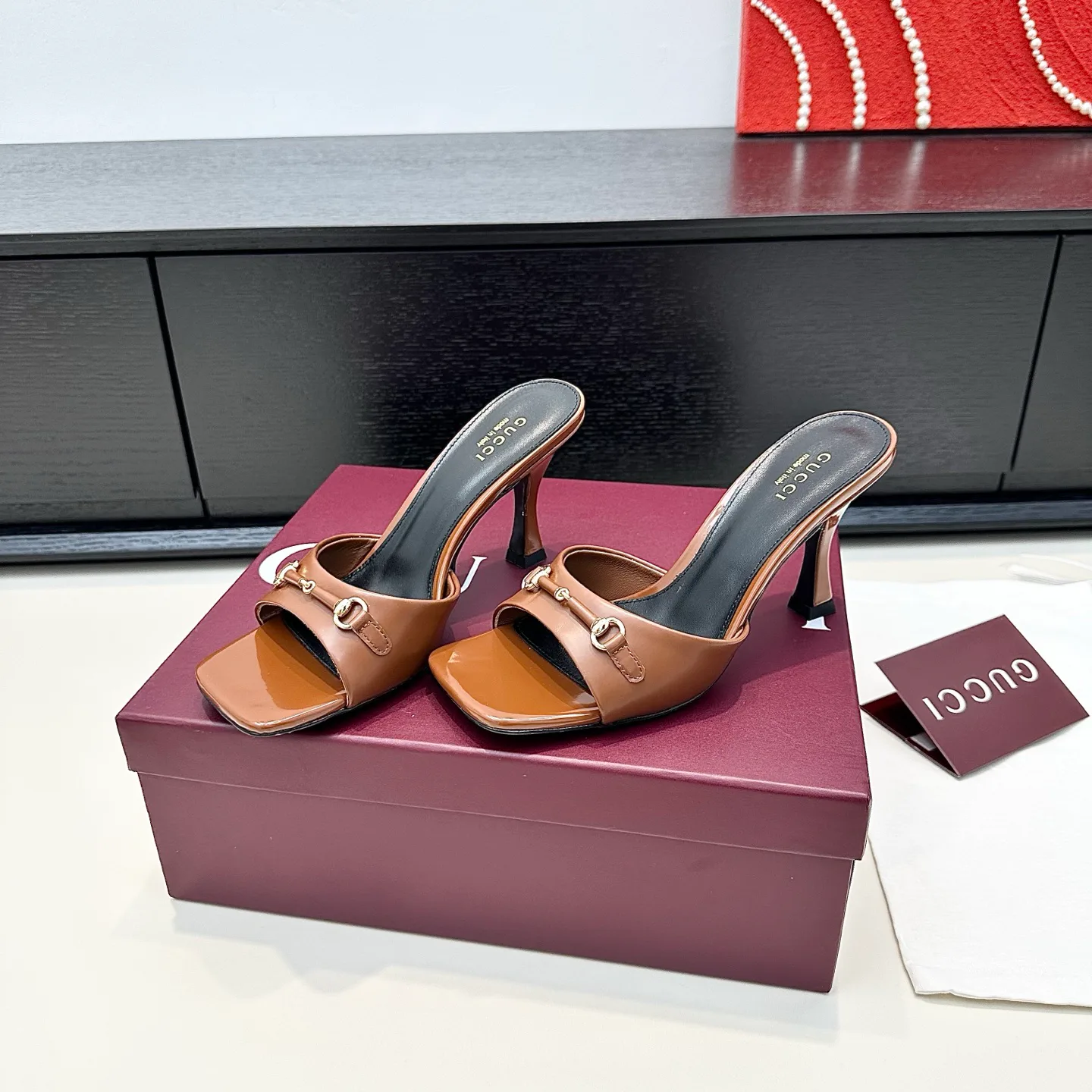 Босоножки Женские Gucci 17614699