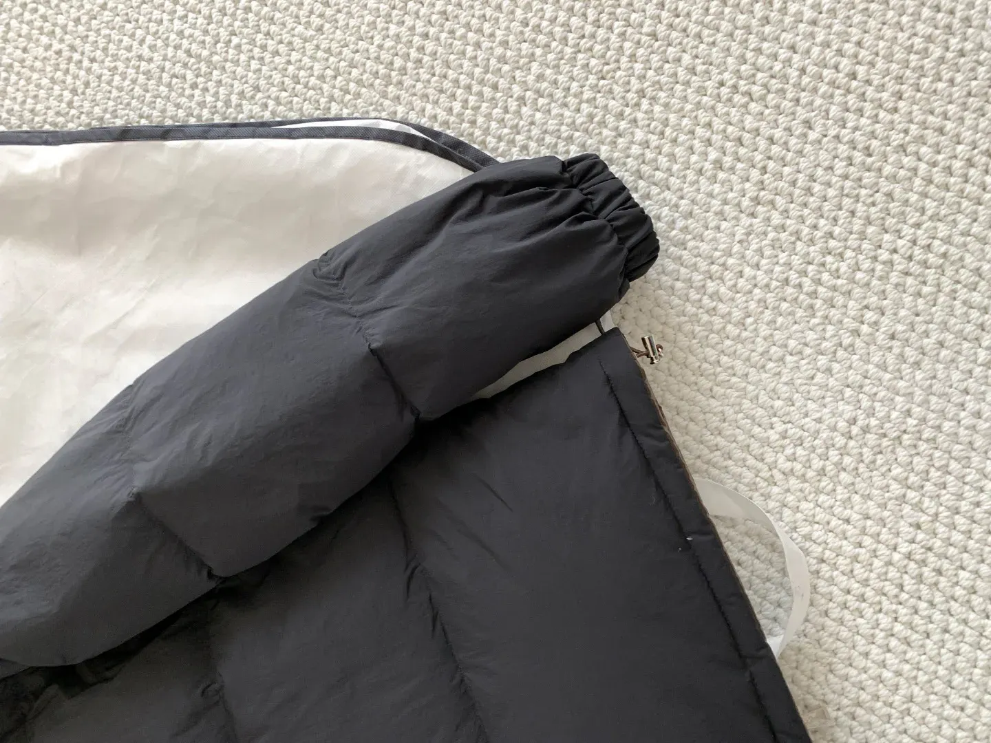 Куртки И Пуховики Мужские Moncler 723444