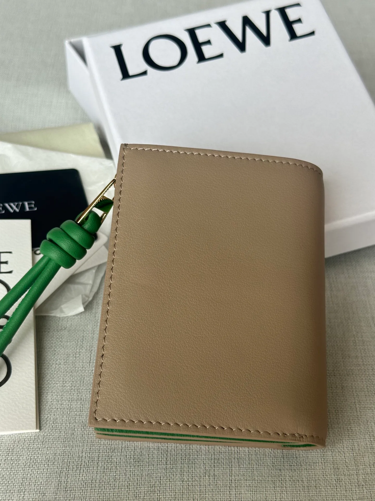Клатчи Женские Loewe 18906576