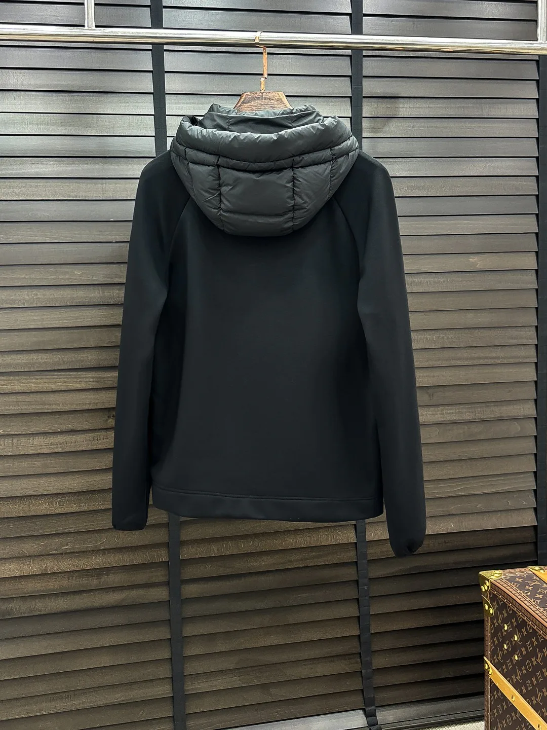 Куртки И Пуховики Мужские Moncler 492940