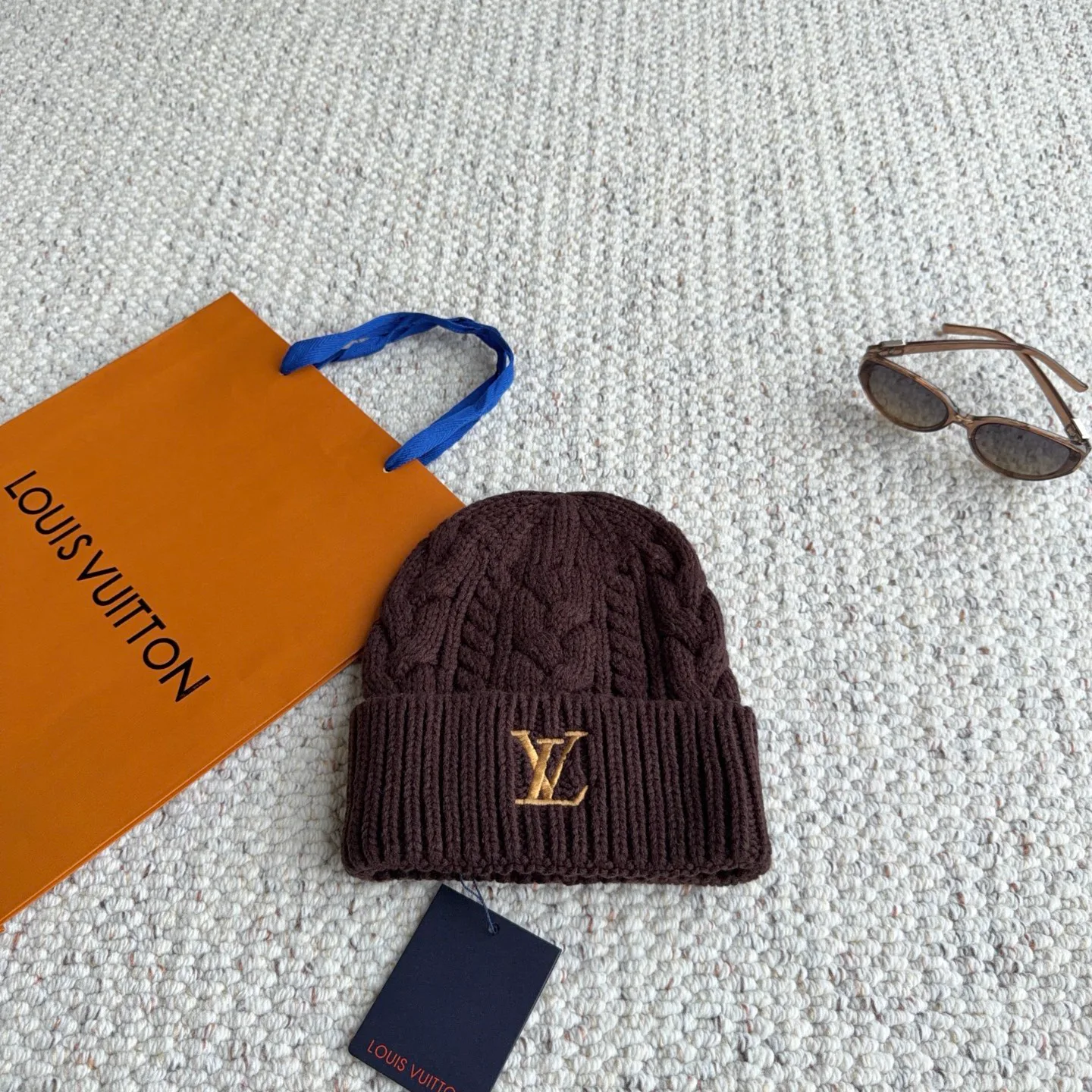 Головные Уборы Louis Vuitton 18450105