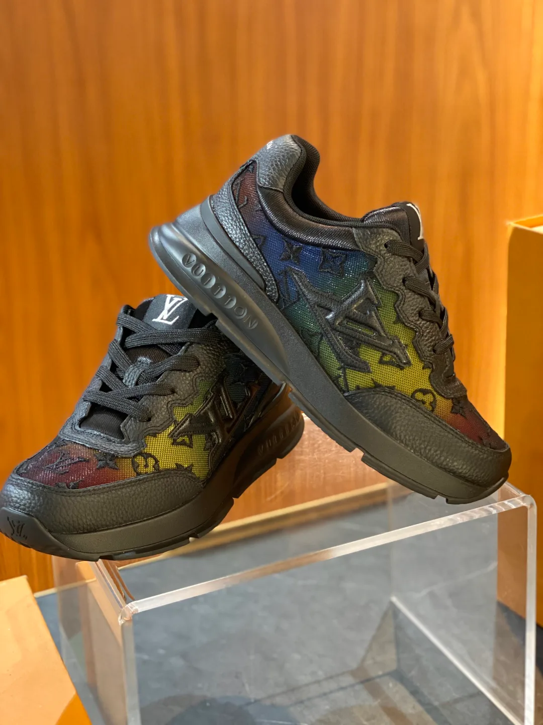 Кроссовки Мужские Louis Vuitton 117270