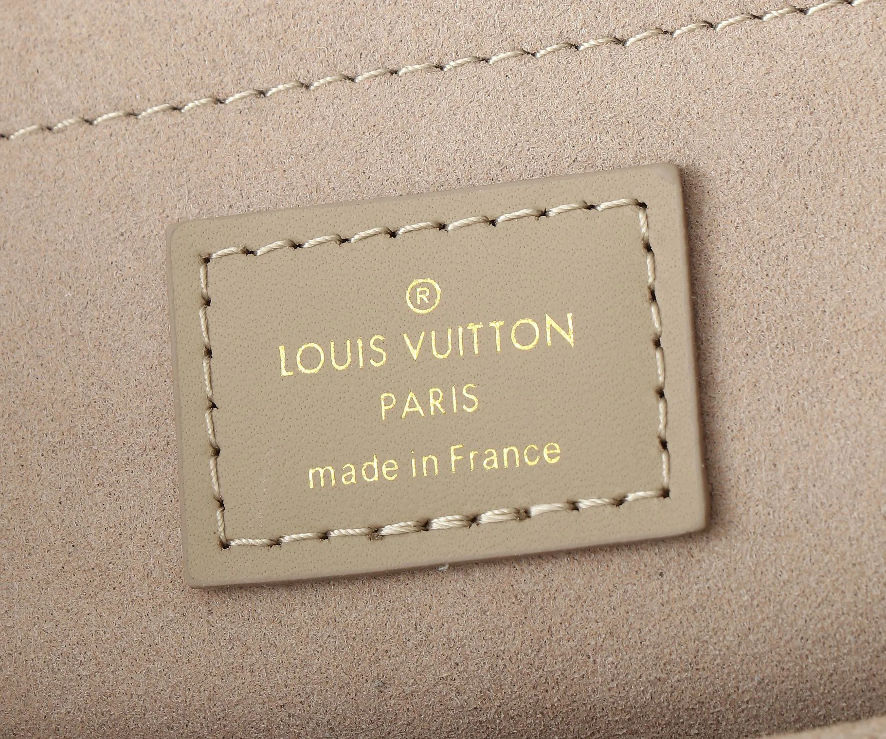 Классические Сумки Женские Louis Vuitton 17615675