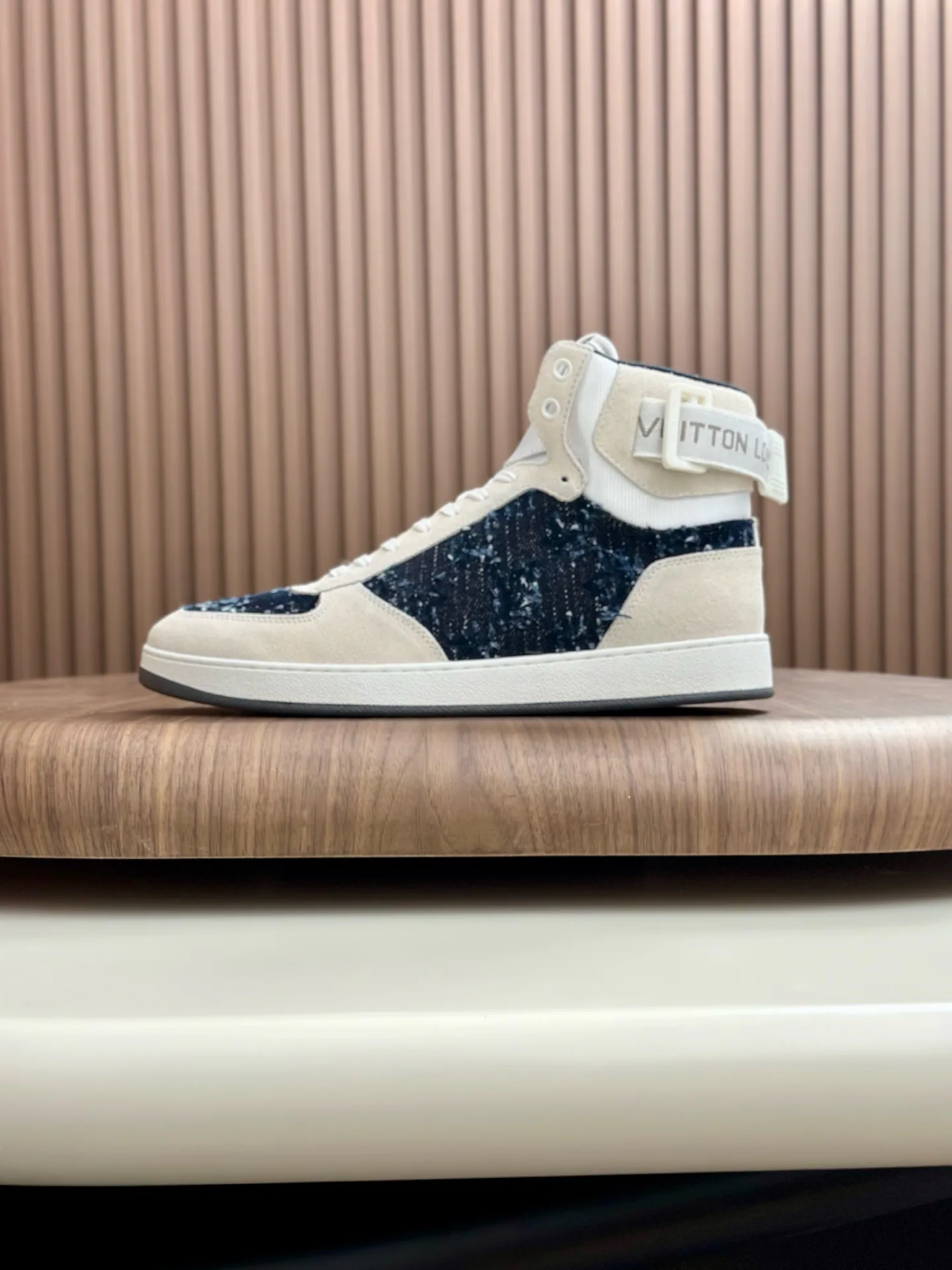 Кроссовки Мужские Louis Vuitton 185297