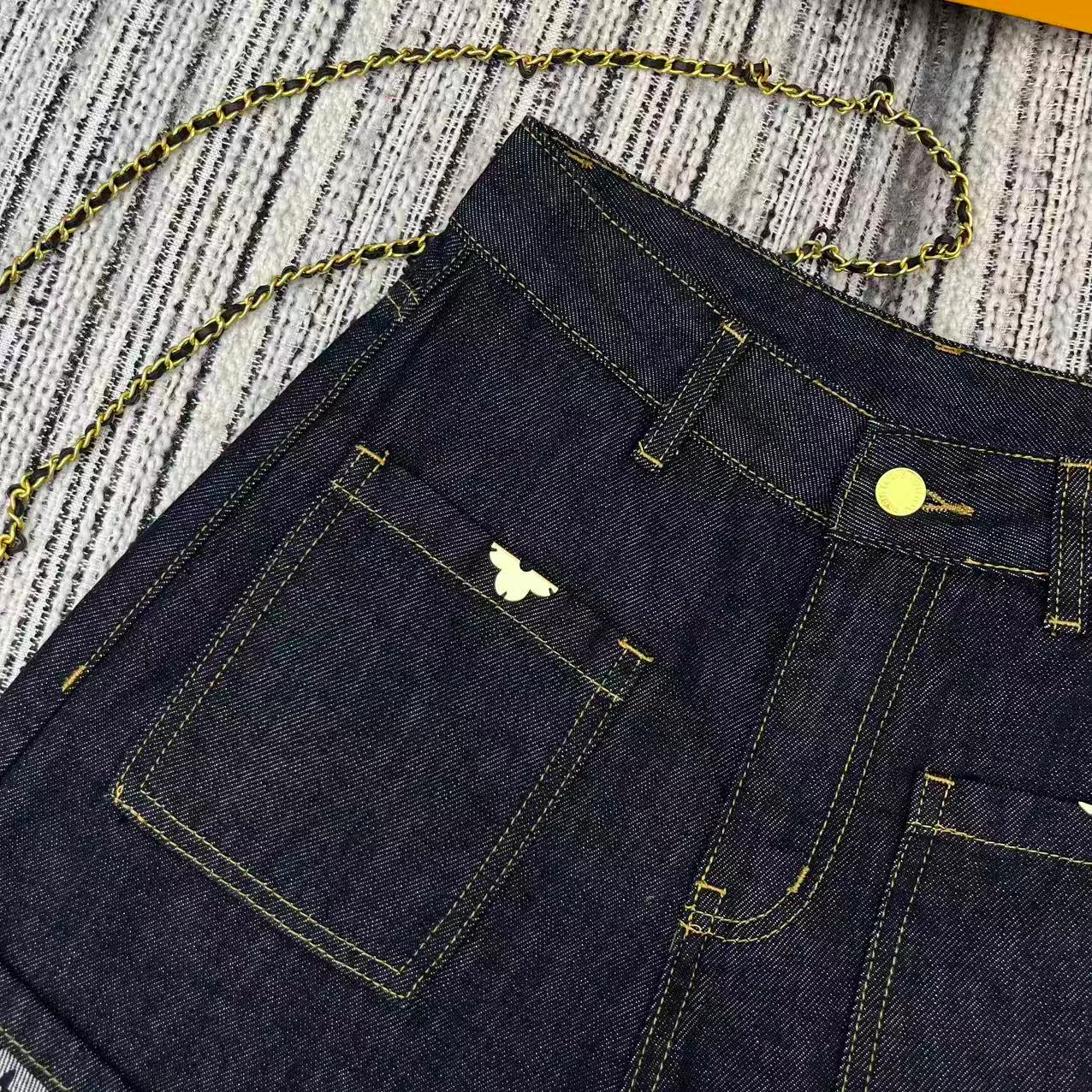 Шорты Женские Louis Vuitton 11903850