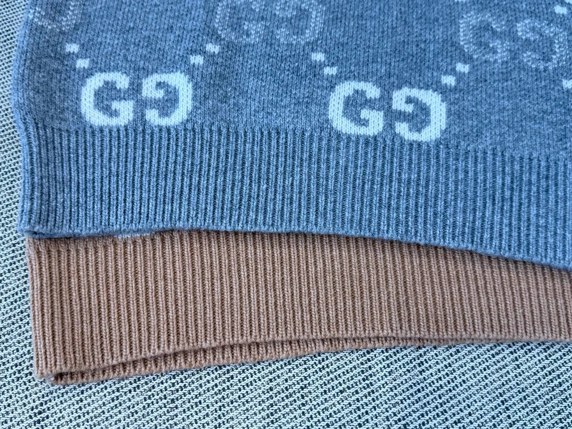 Джемперы И Свитеры Женские Gucci 17720010