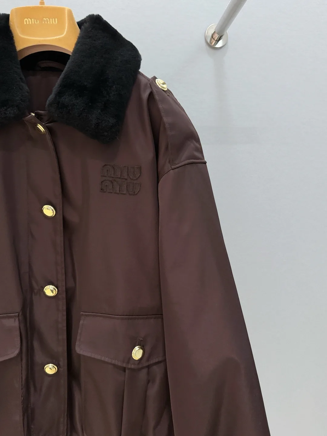 Куртки И Пуховики Женские Miu Miu 392862