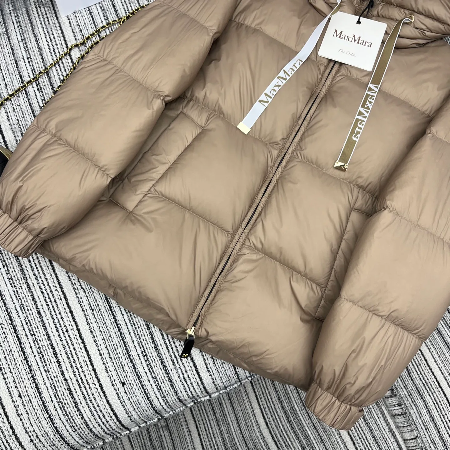 Куртки И Пуховики Женские Max Mara 385441