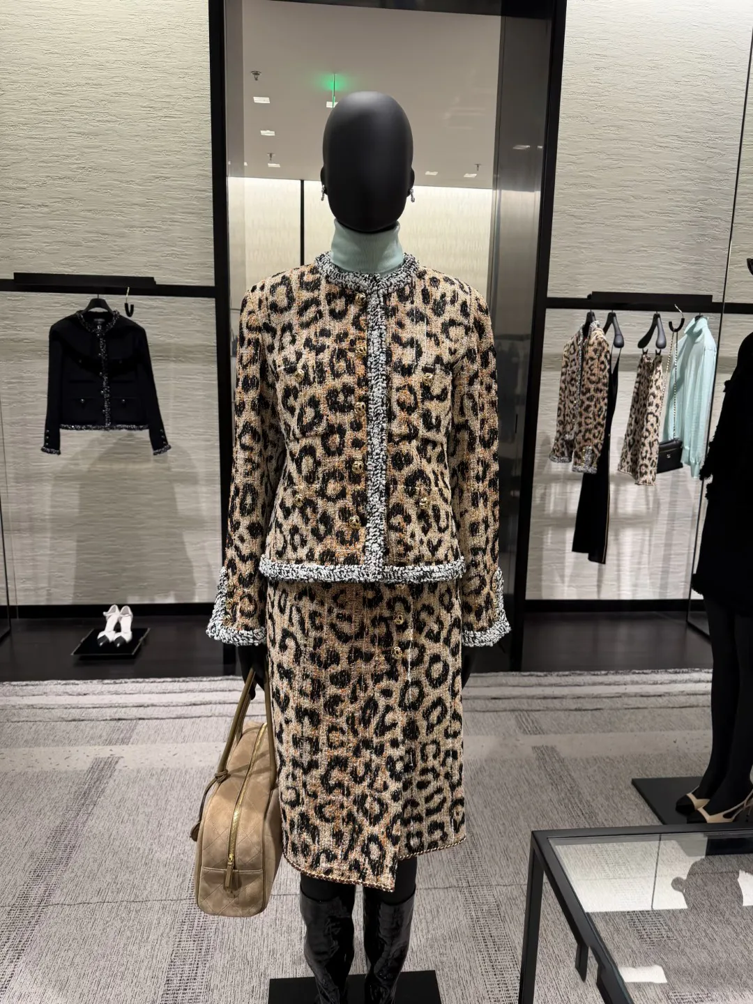 Жакеты Женские Chanel 18832980