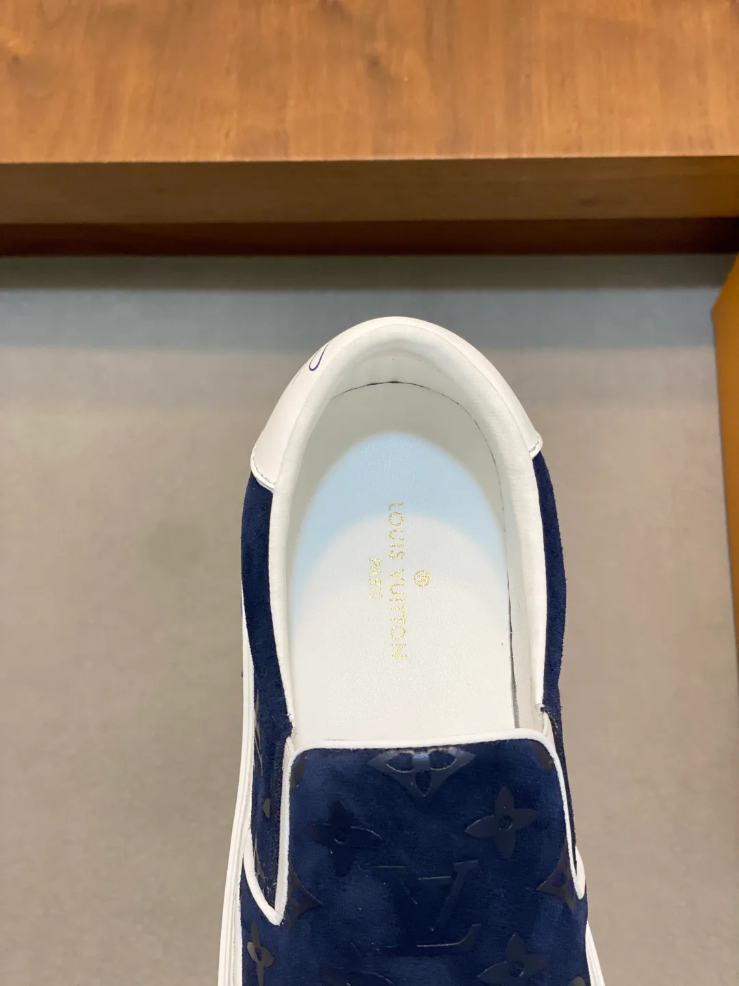 Кроссовки Мужские Louis Vuitton 17934202