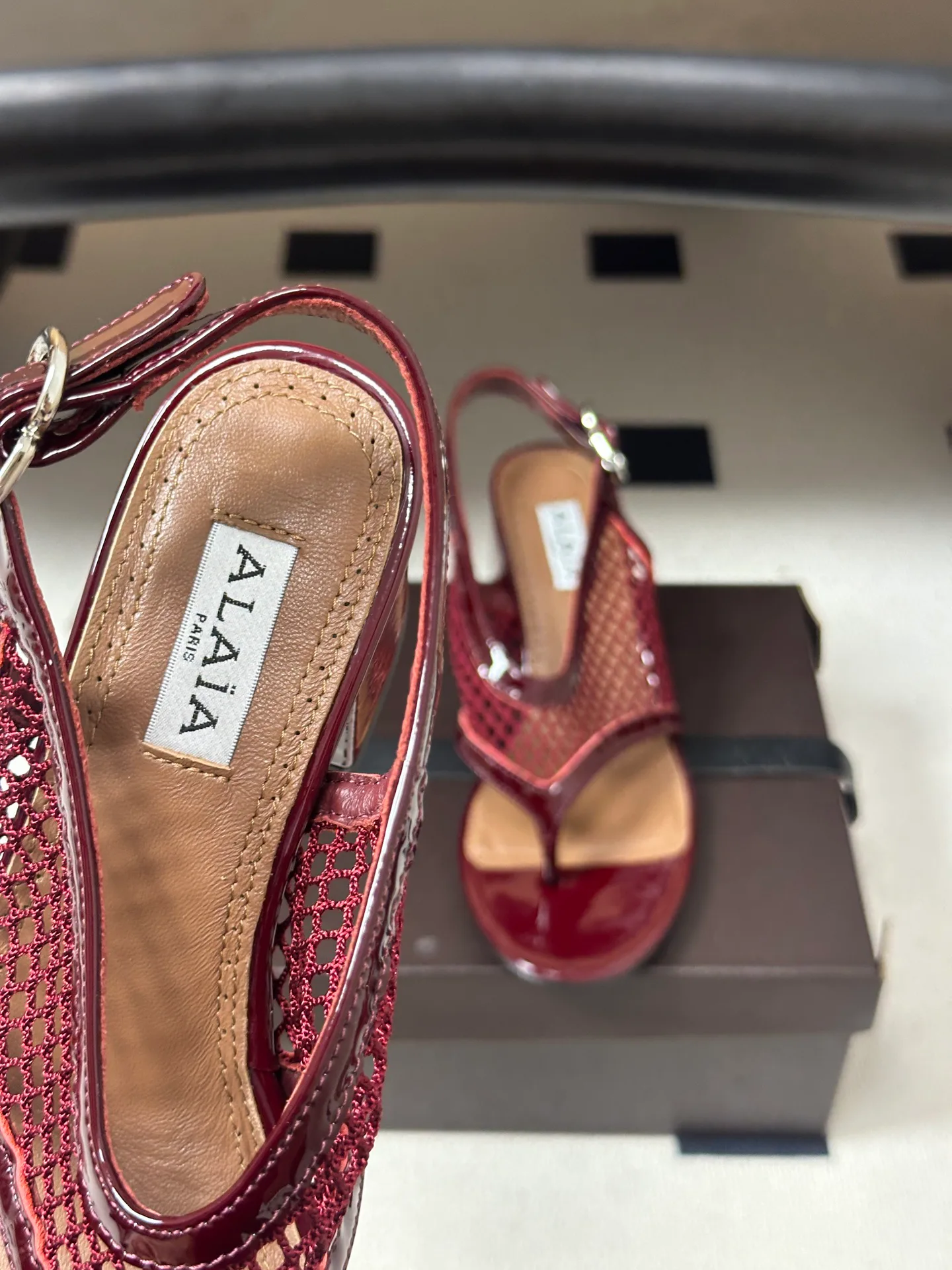 Босоножки Женские Alaia 17338425