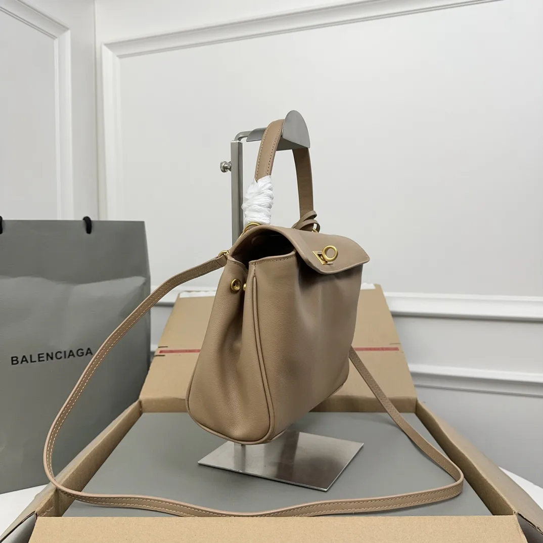 Классические Сумки Женские Balenciaga 11872232