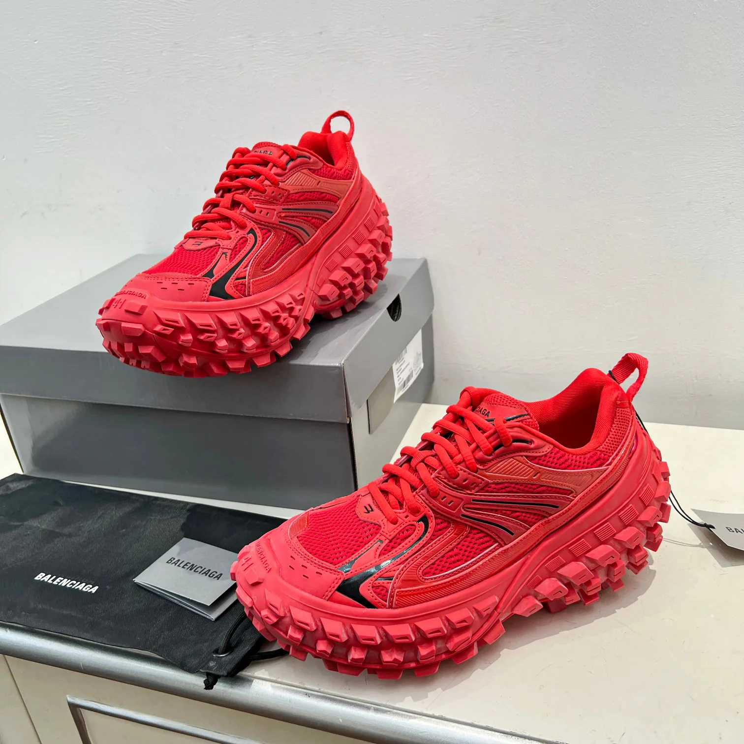 Кроссовки Женские Balenciaga 6428068