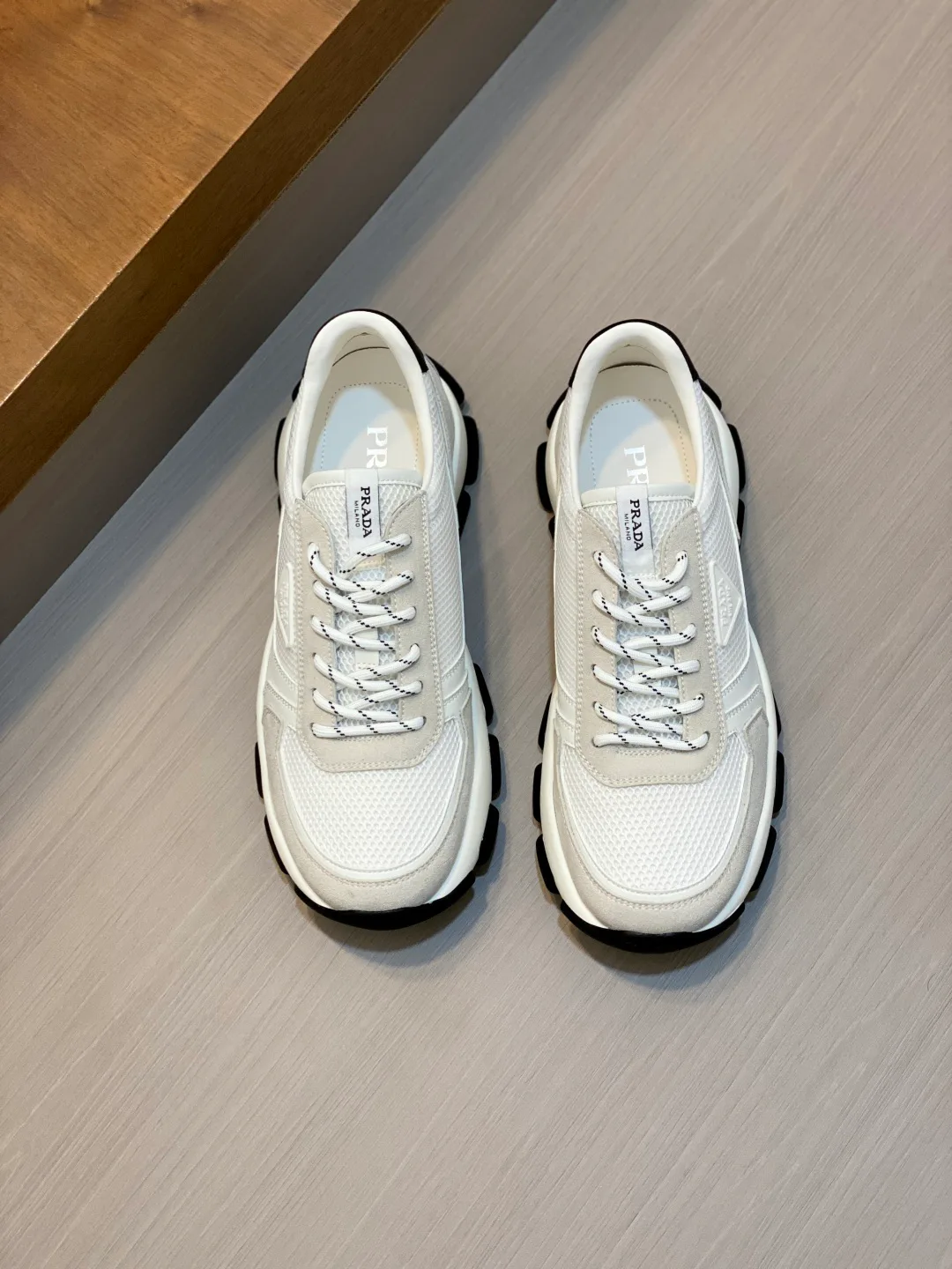 Кроссовки Мужские Prada 18055225