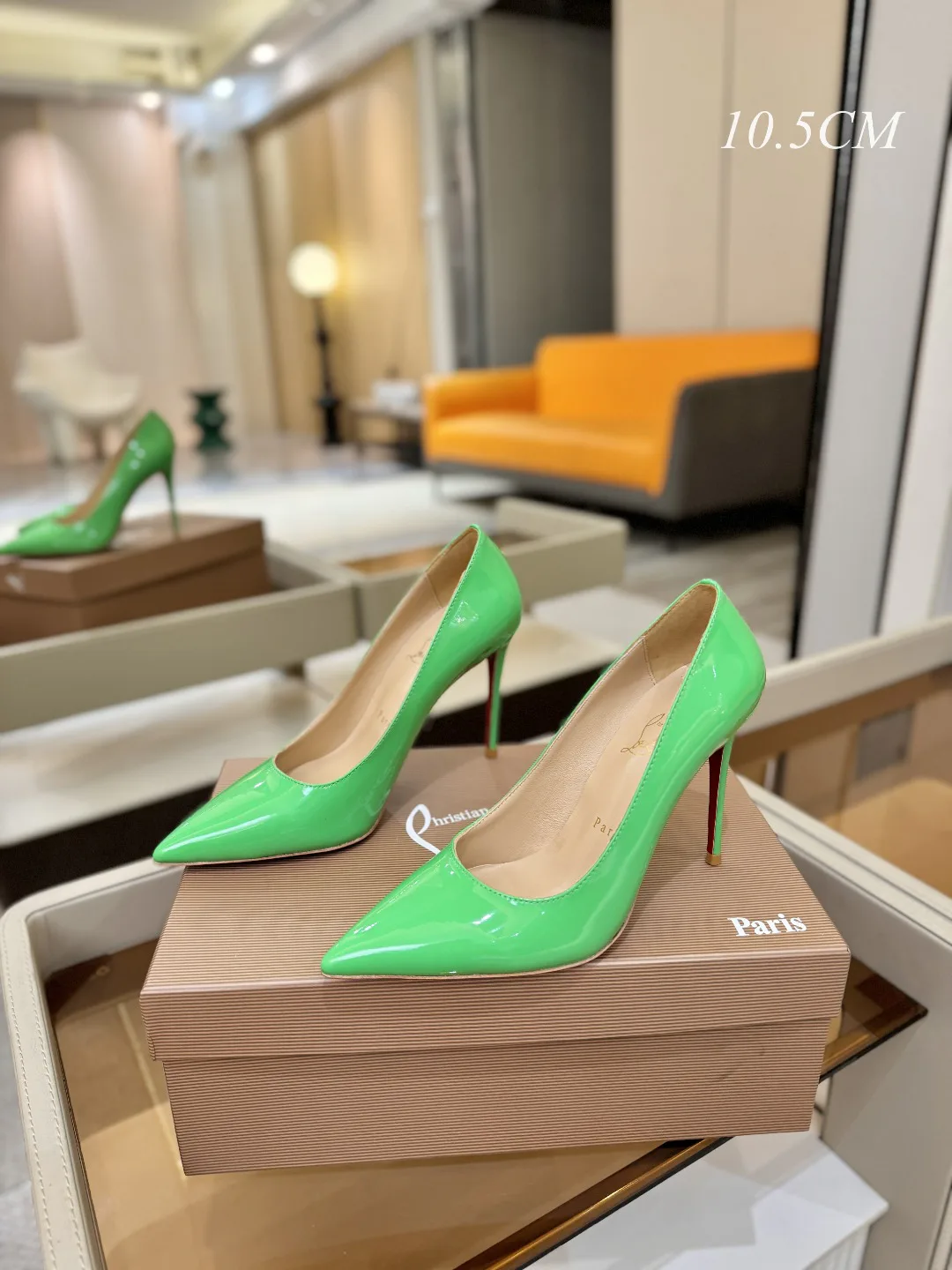 Туфли Женские Christian Louboutin 11079841