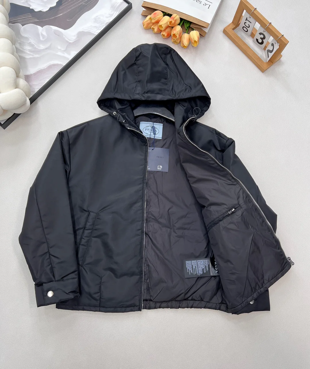 Куртки И Пуховики Женские Prada 14623677
