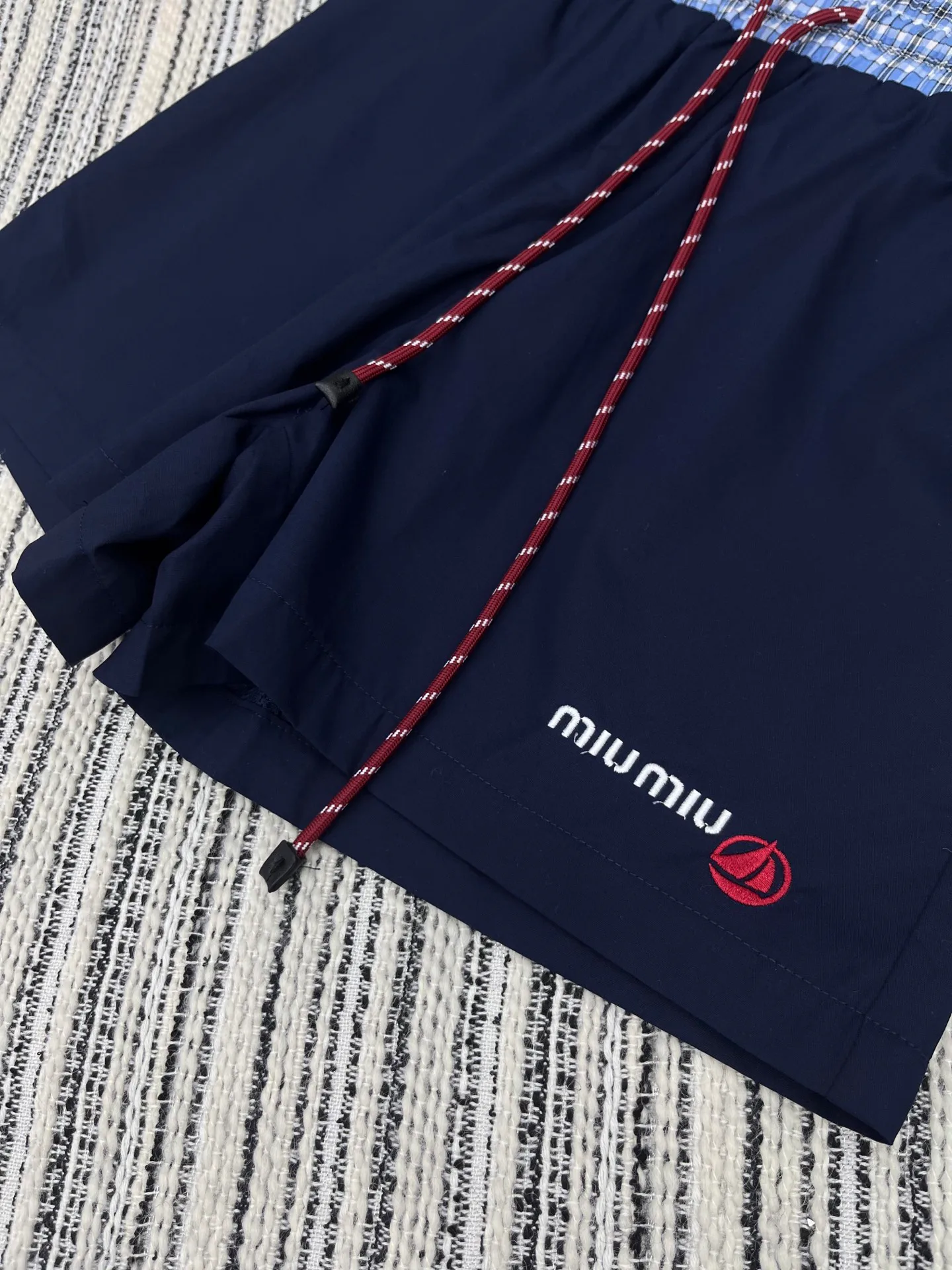 Шорты Женские Miu Miu 26256