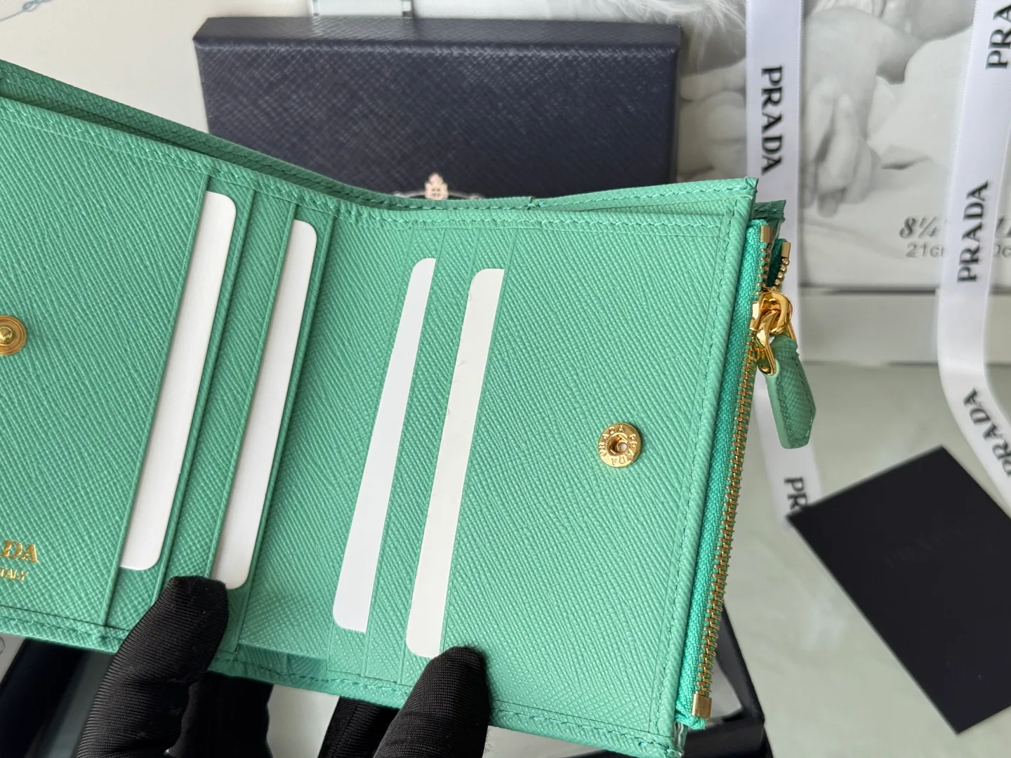 Клатчи Женские Prada 17999978