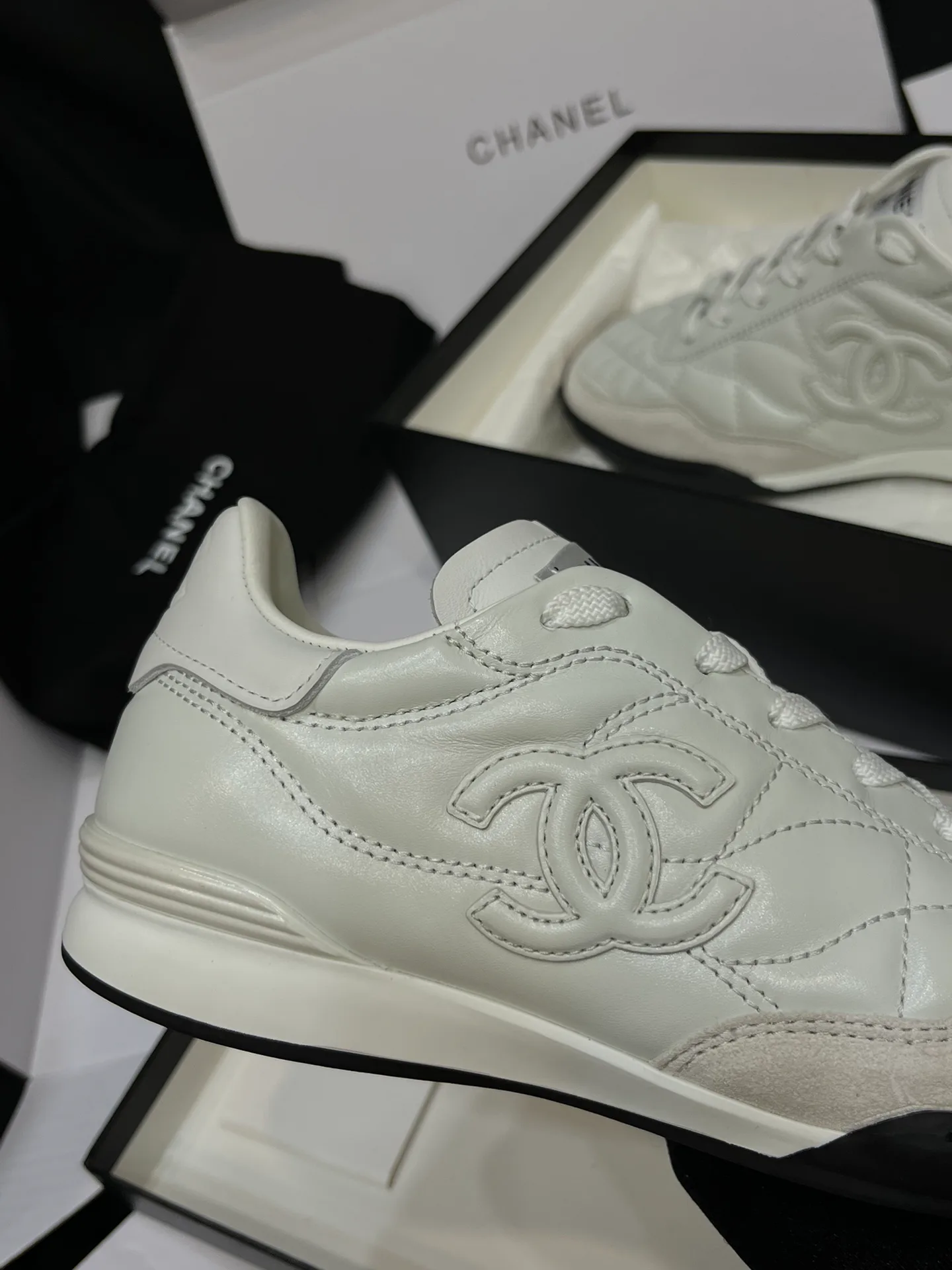 Кроссовки Женские Chanel 10928