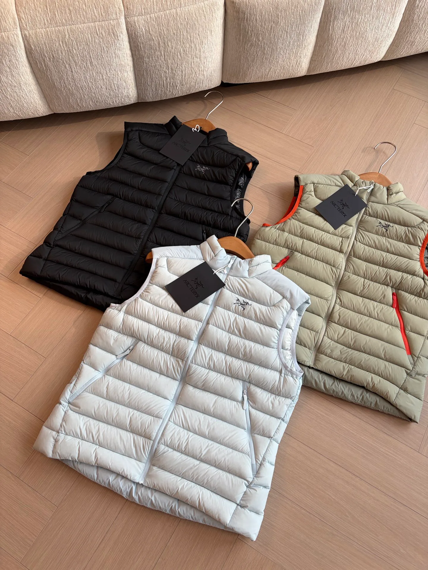 Жилеты Женские Arcteryx 18694641