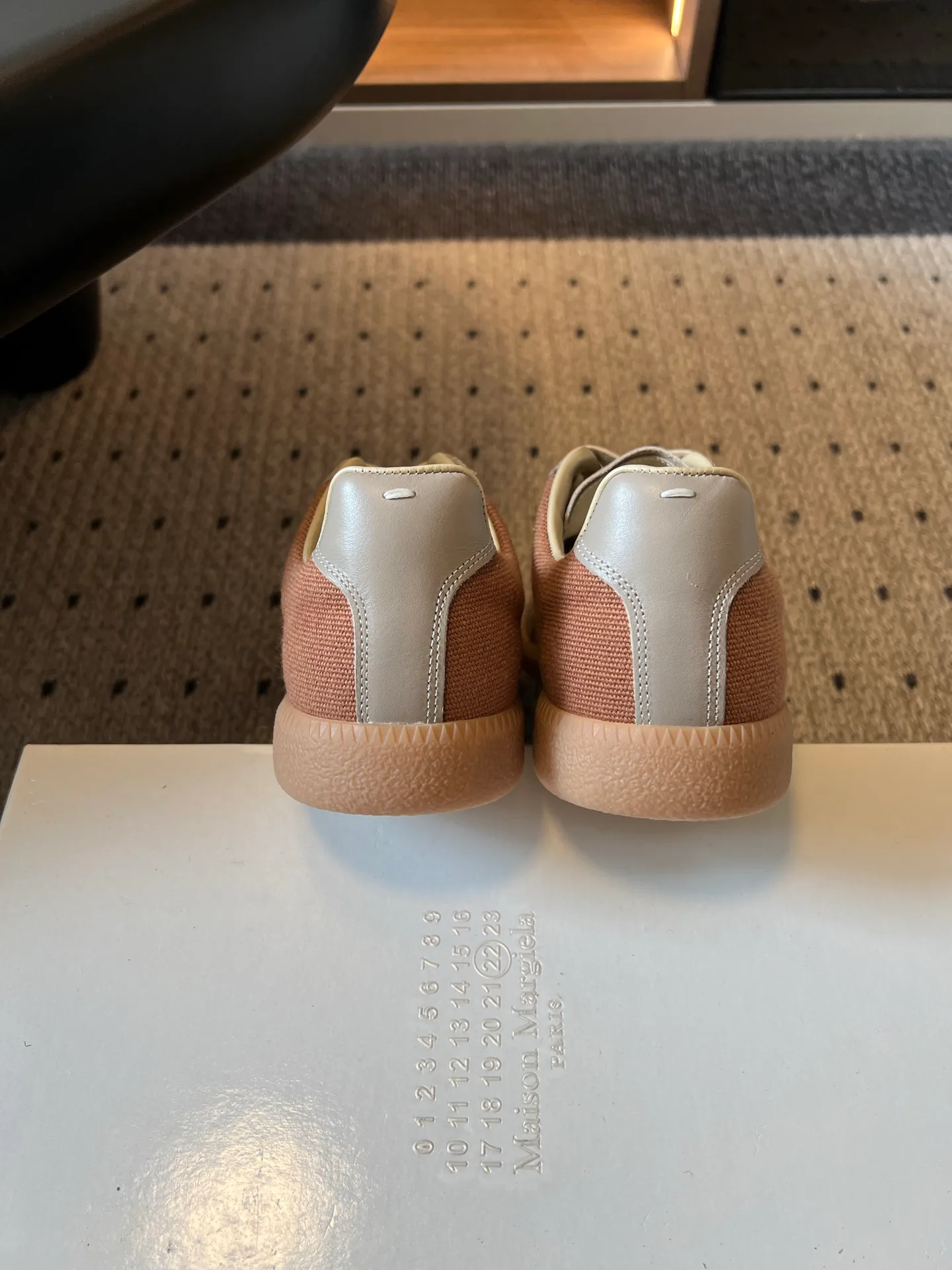 Кроссовки Женские Maison Margiela 17568930
