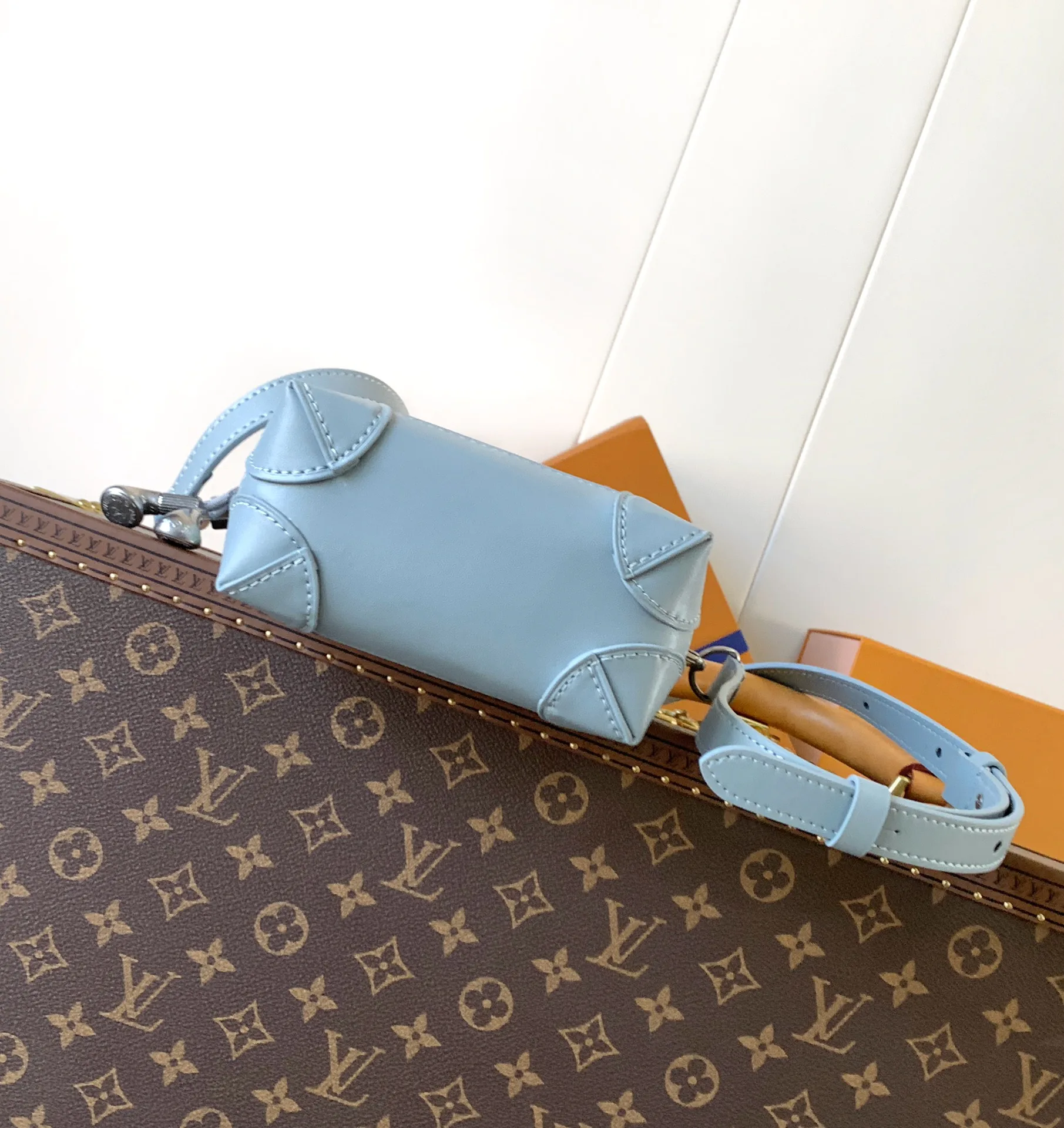 Сумки На Ремне Женские Louis Vuitton 87183