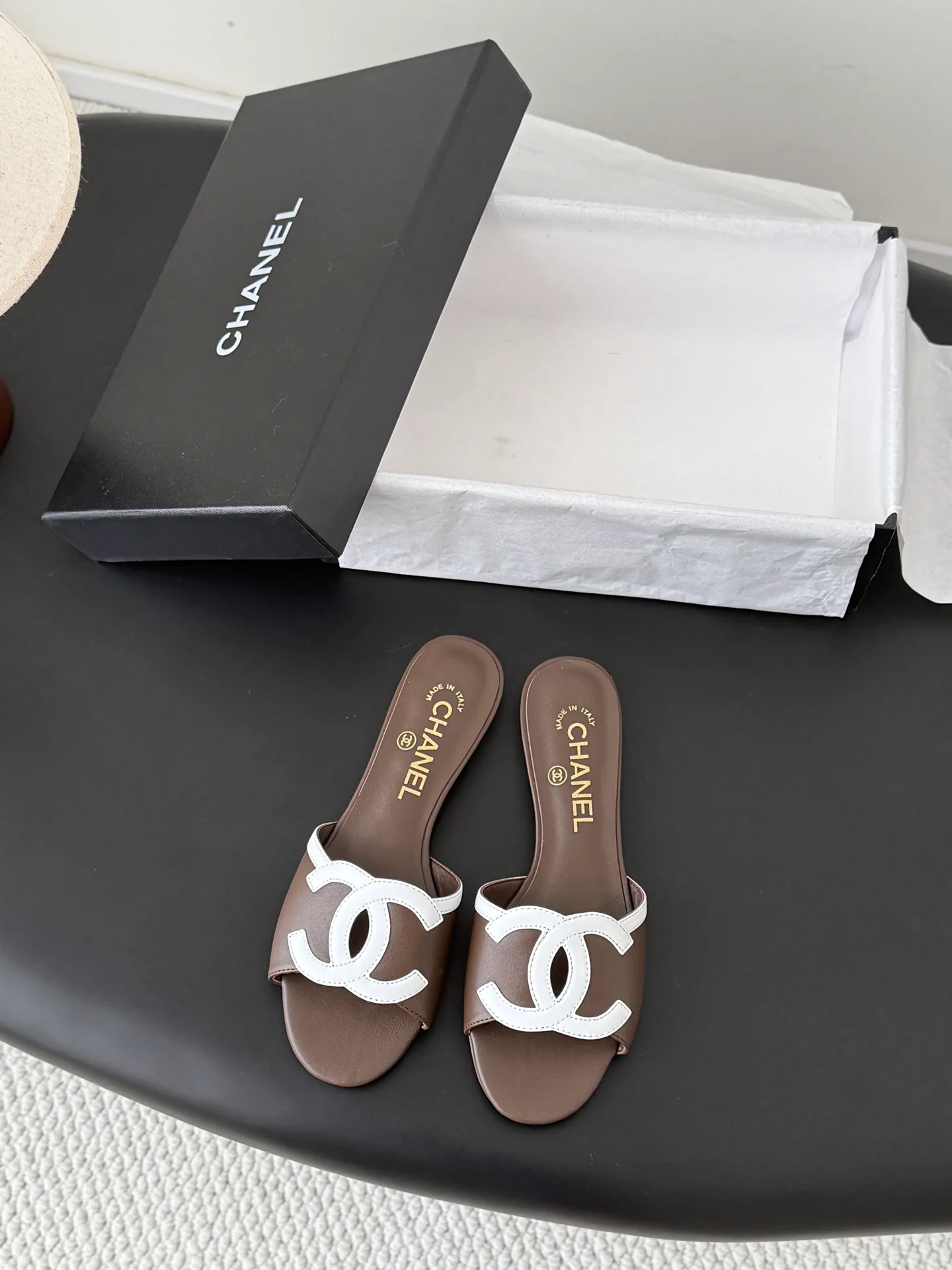 Шлепанцы Женские Chanel 11668890