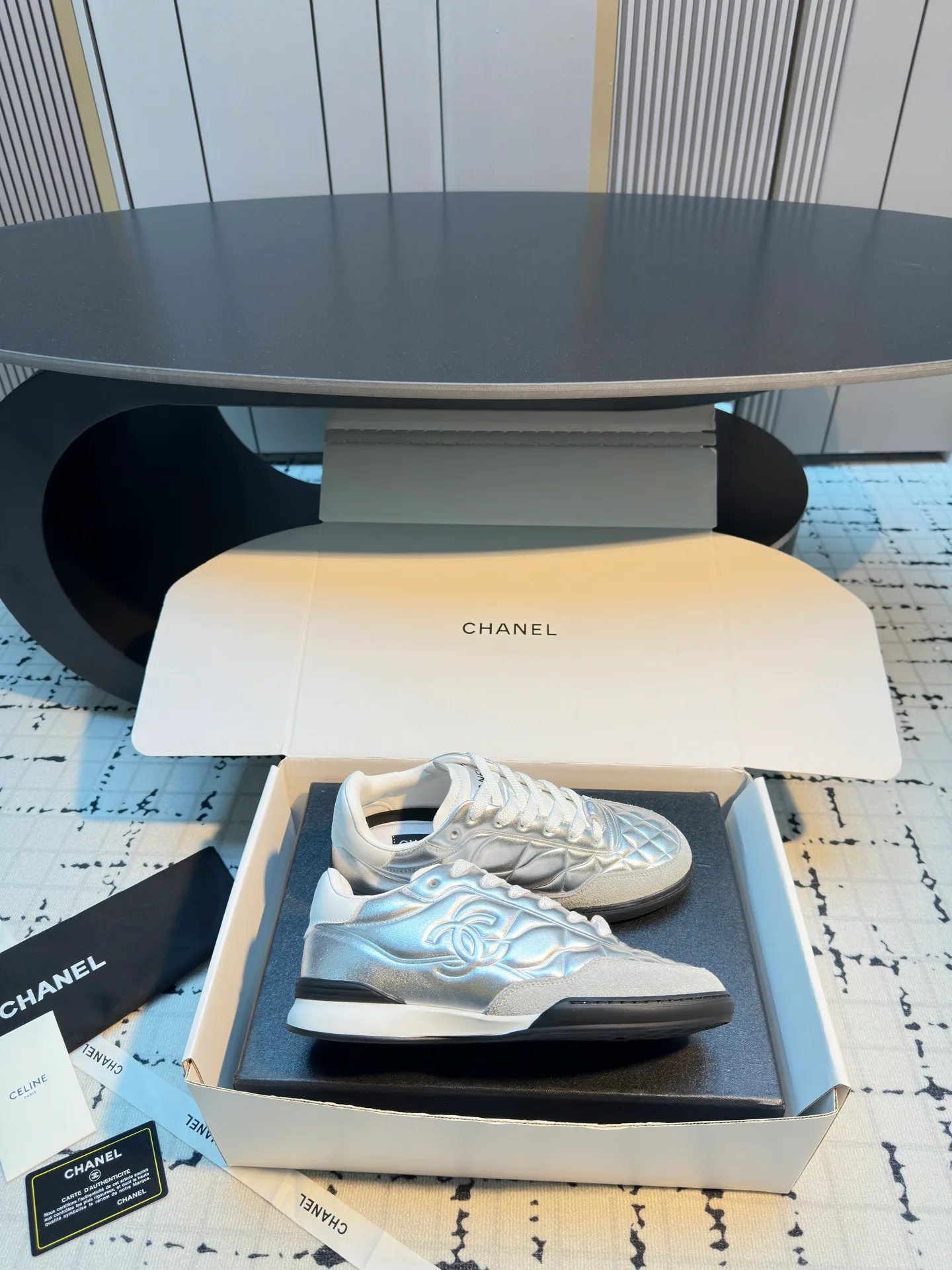 Кроссовки Женские Chanel 10468550