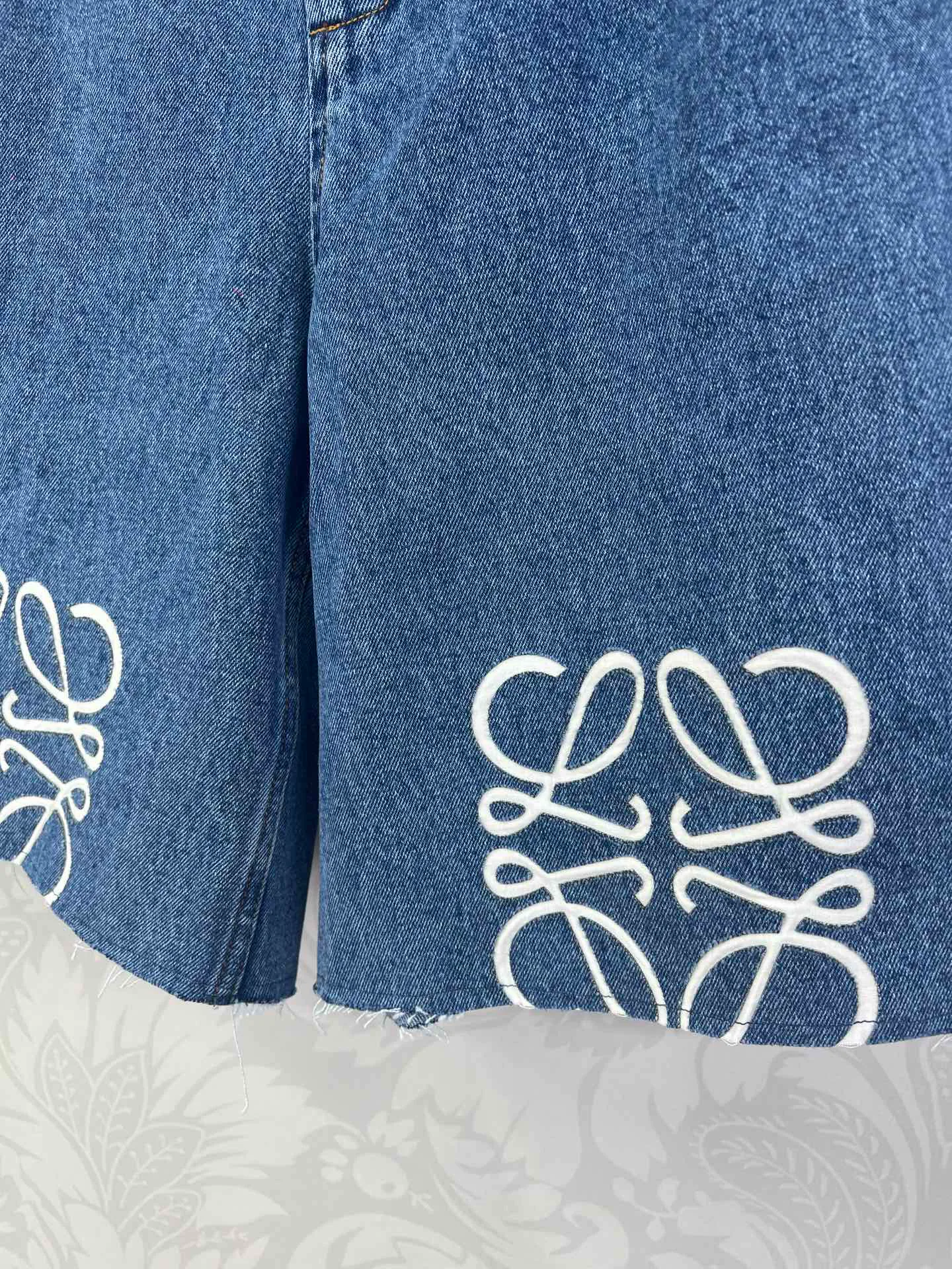 Шорты Женские Loewe 19539