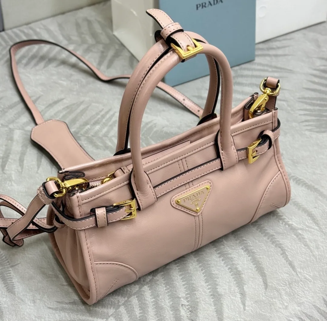 Сумки На Ремне Женские Prada 13223412