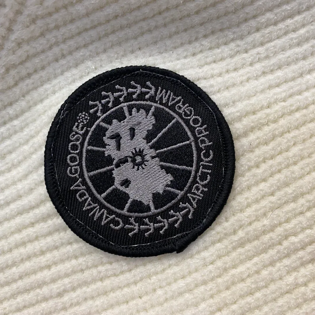 Свитеры Мужские Canada Goose 167861