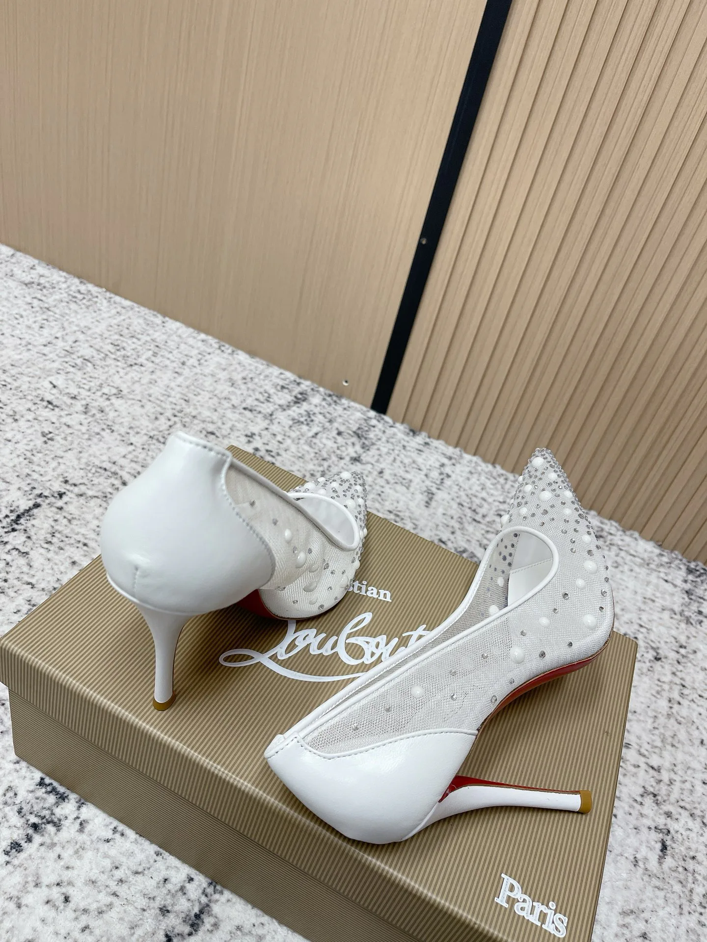 Туфли Женские Christian Louboutin 11946960