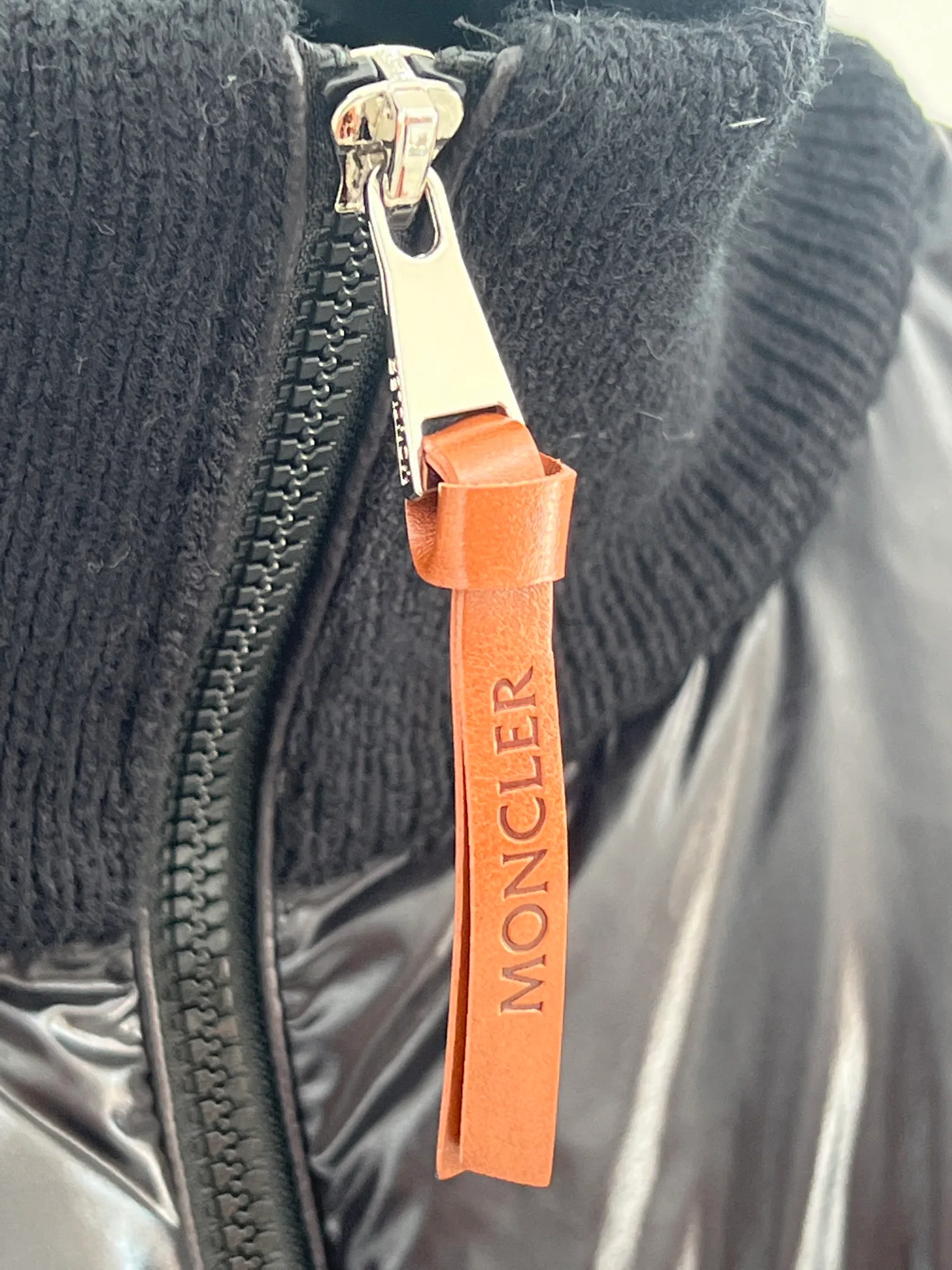 Куртки И Пуховики Женские Moncler 18415617