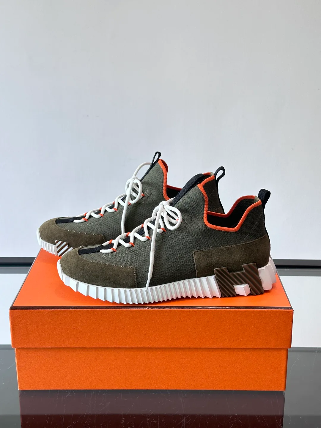 Кроссовки Мужские Hermes 1729391