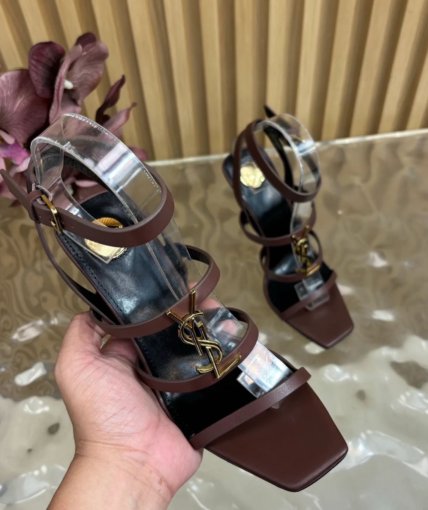 Босоножки Женские Saint Laurent 11490752